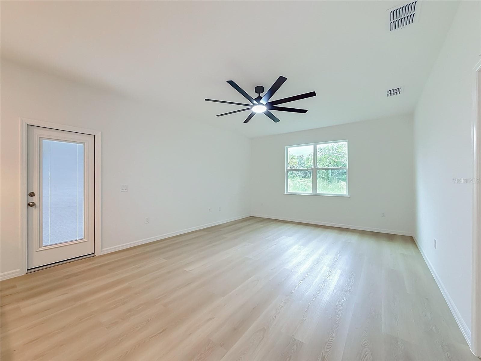 Single Family Residence at 106 FRUITWOOD AVE, EUSTIS, photo 16 of 54