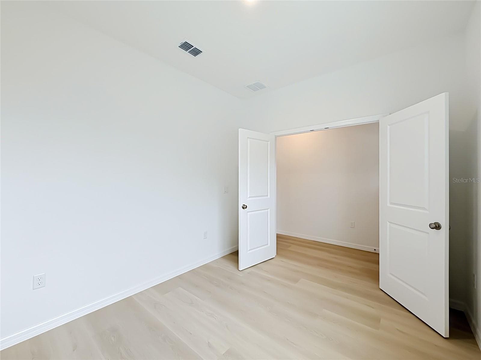 Single Family Residence at 106 FRUITWOOD AVE, EUSTIS, photo 23 of 54