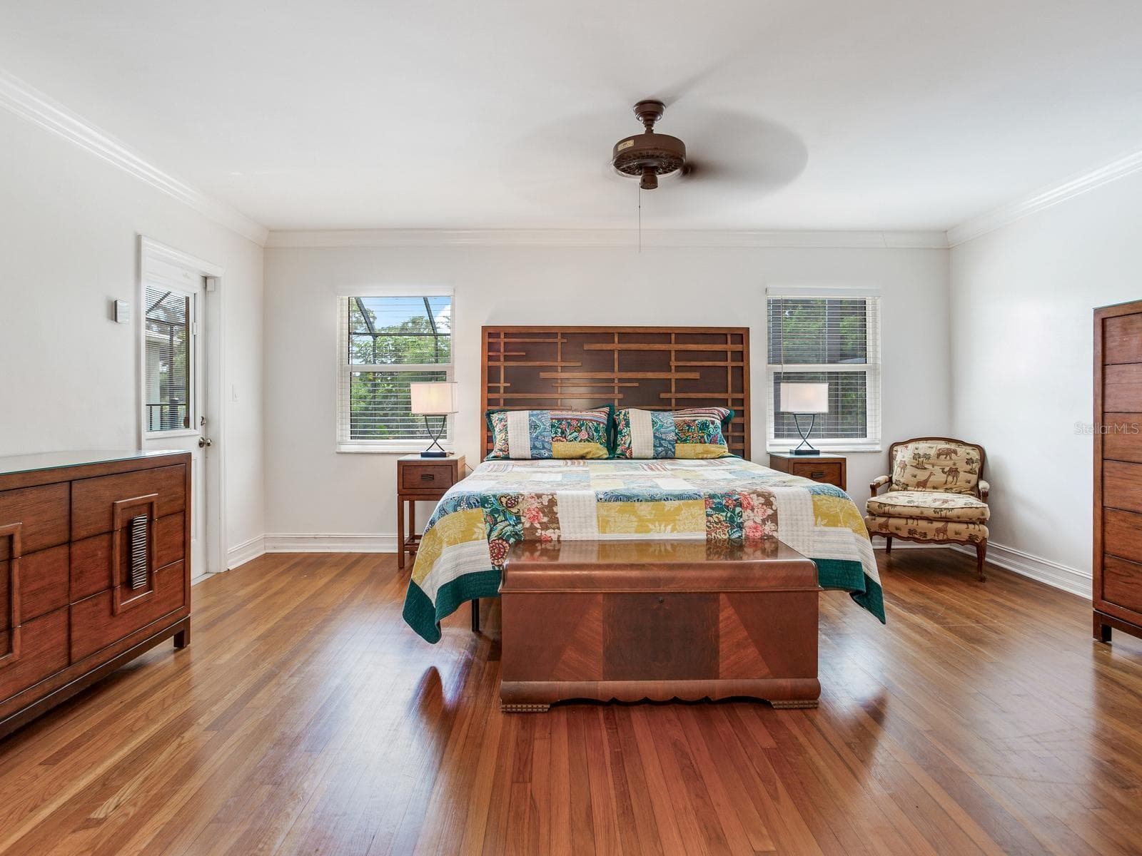 Single Family Residence at 6930 BOUGAINVILLA AVE S, ST PETERSBURG, photo 40 of 87