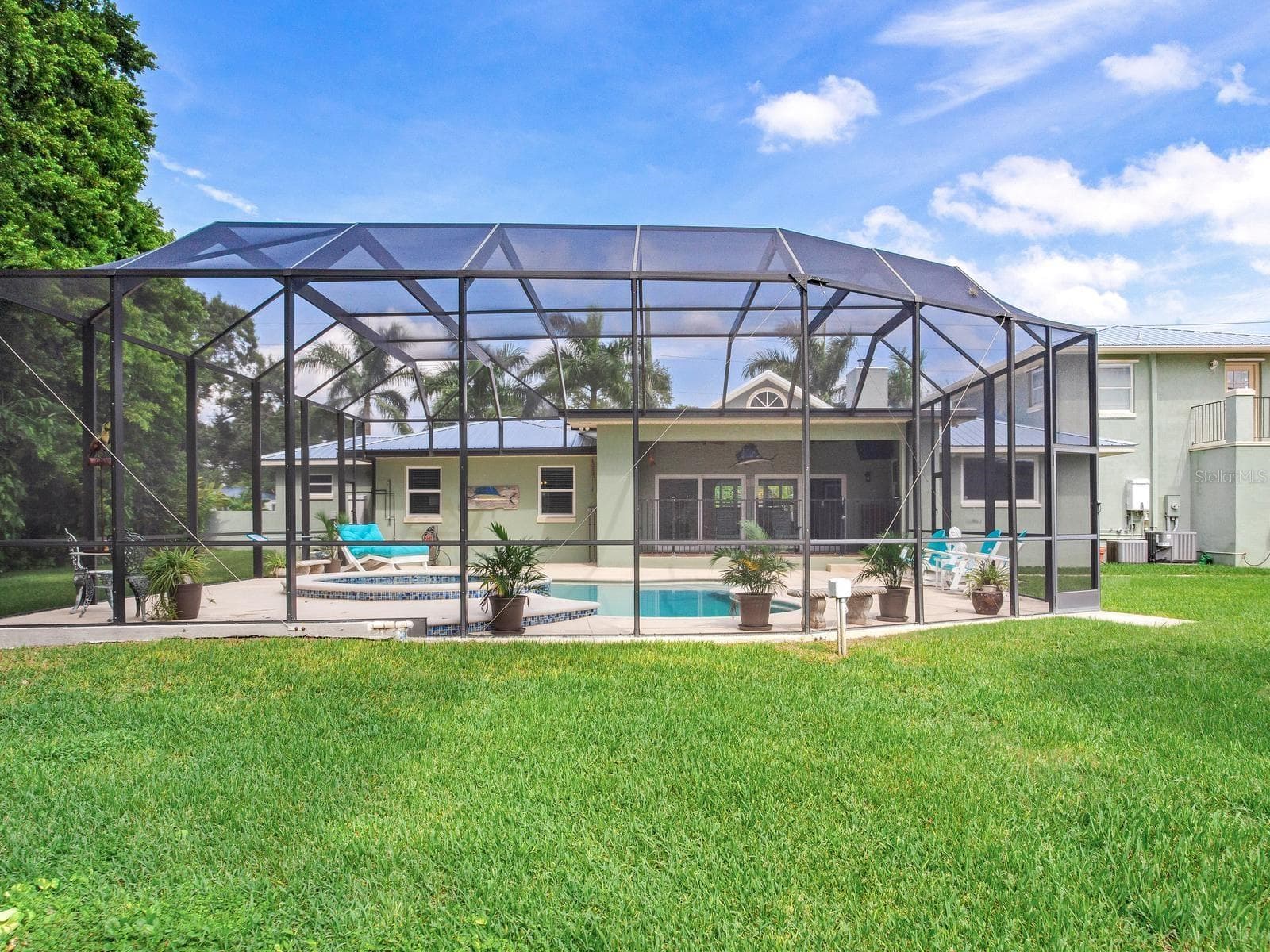 Single Family Residence at 6930 BOUGAINVILLA AVE S, ST PETERSBURG, photo 63 of 87