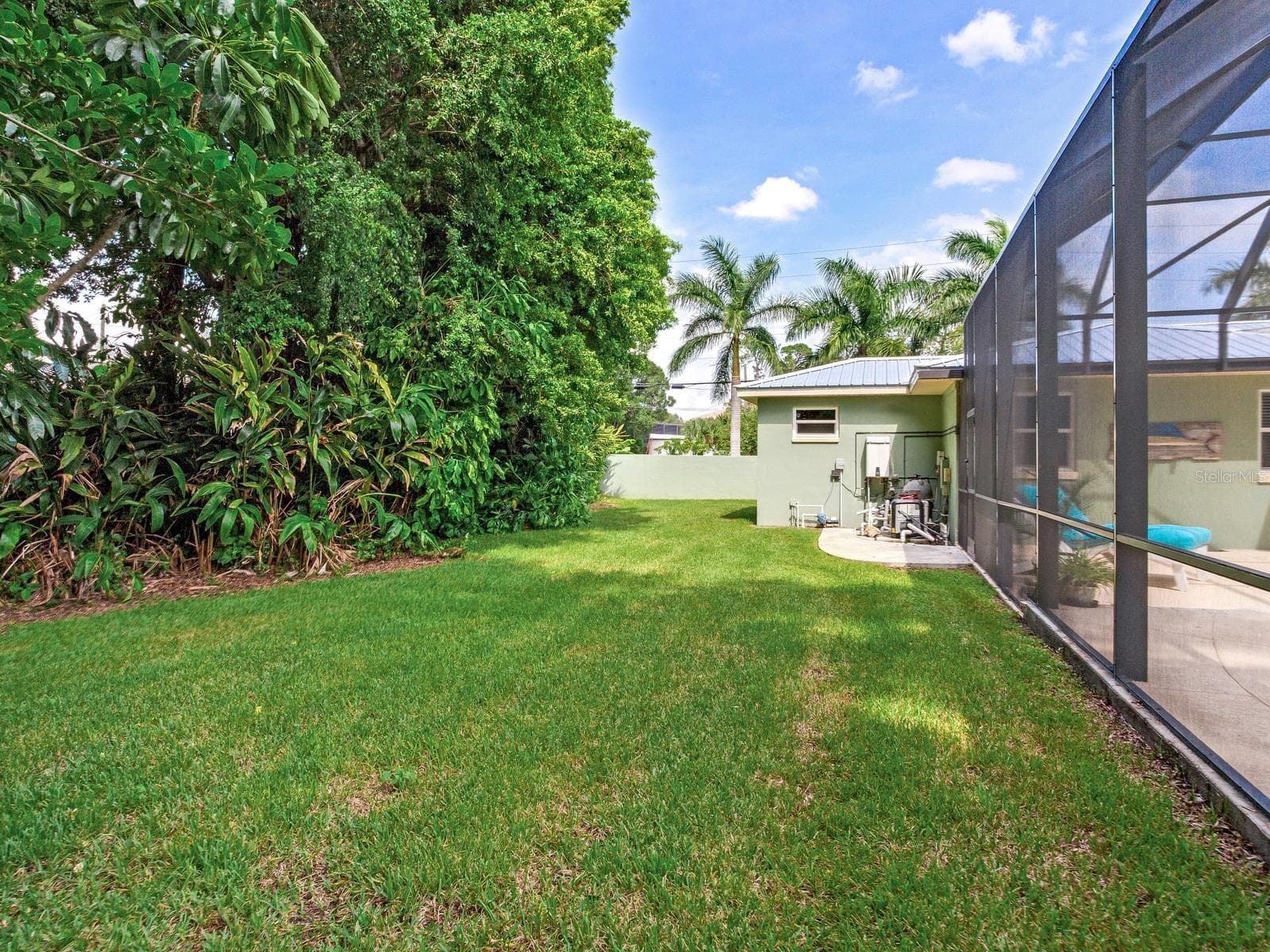 Single Family Residence at 6930 BOUGAINVILLA AVE S, ST PETERSBURG, photo 65 of 87