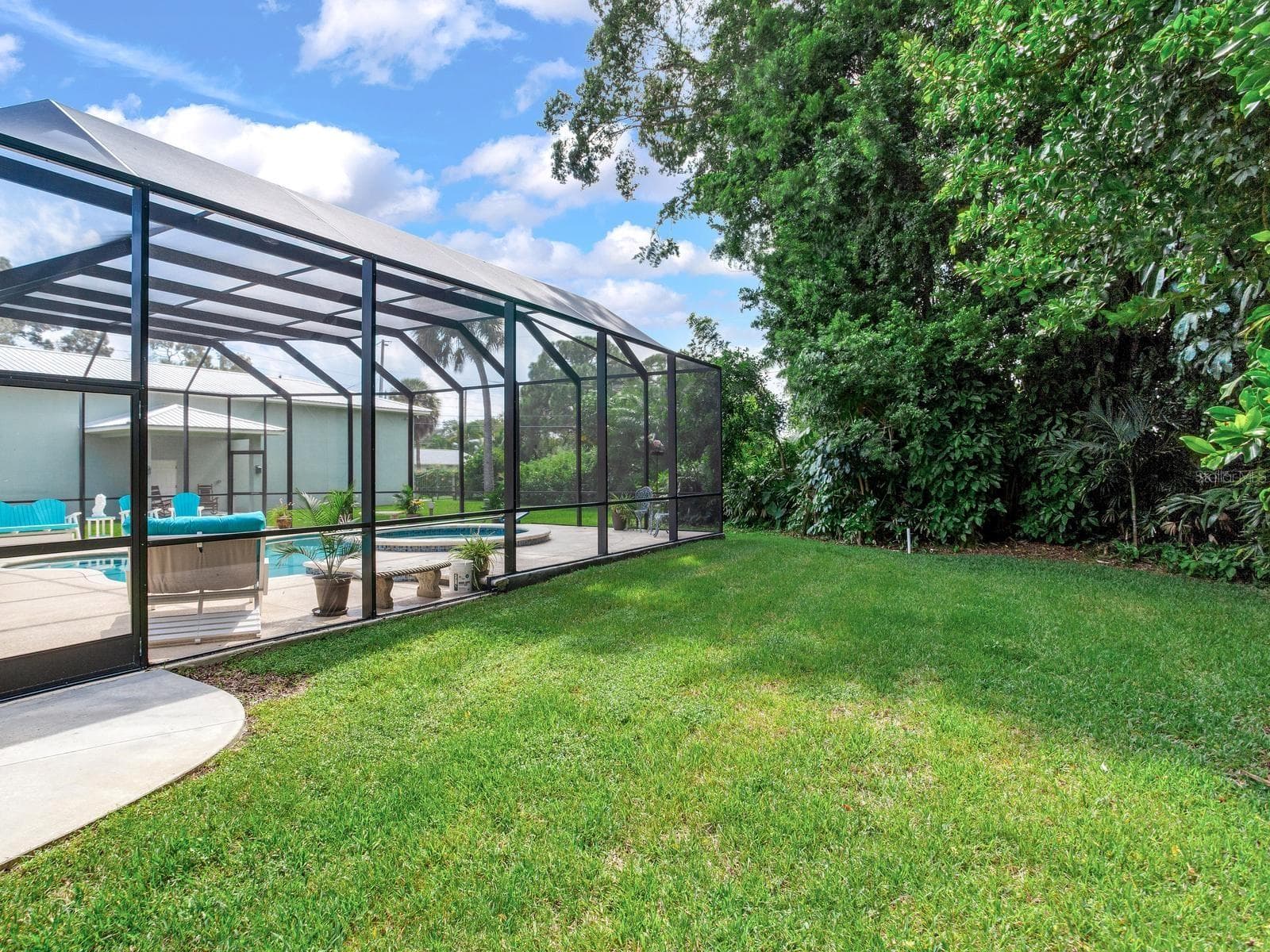Single Family Residence at 6930 BOUGAINVILLA AVE S, ST PETERSBURG, photo 67 of 87