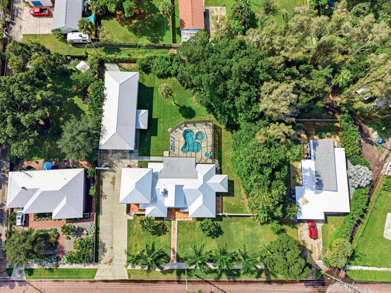 Single Family Residence at 6930 BOUGAINVILLA AVE S, ST PETERSBURG, photo 87 of 87