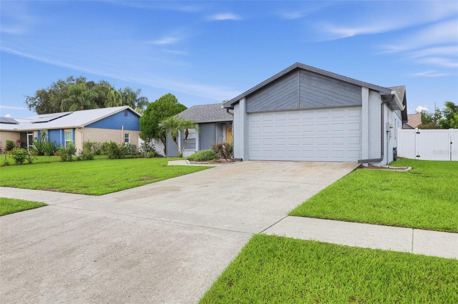 Single Family Residence at 1805 LAKEWIND DR, BRANDON, photo 2 of 32