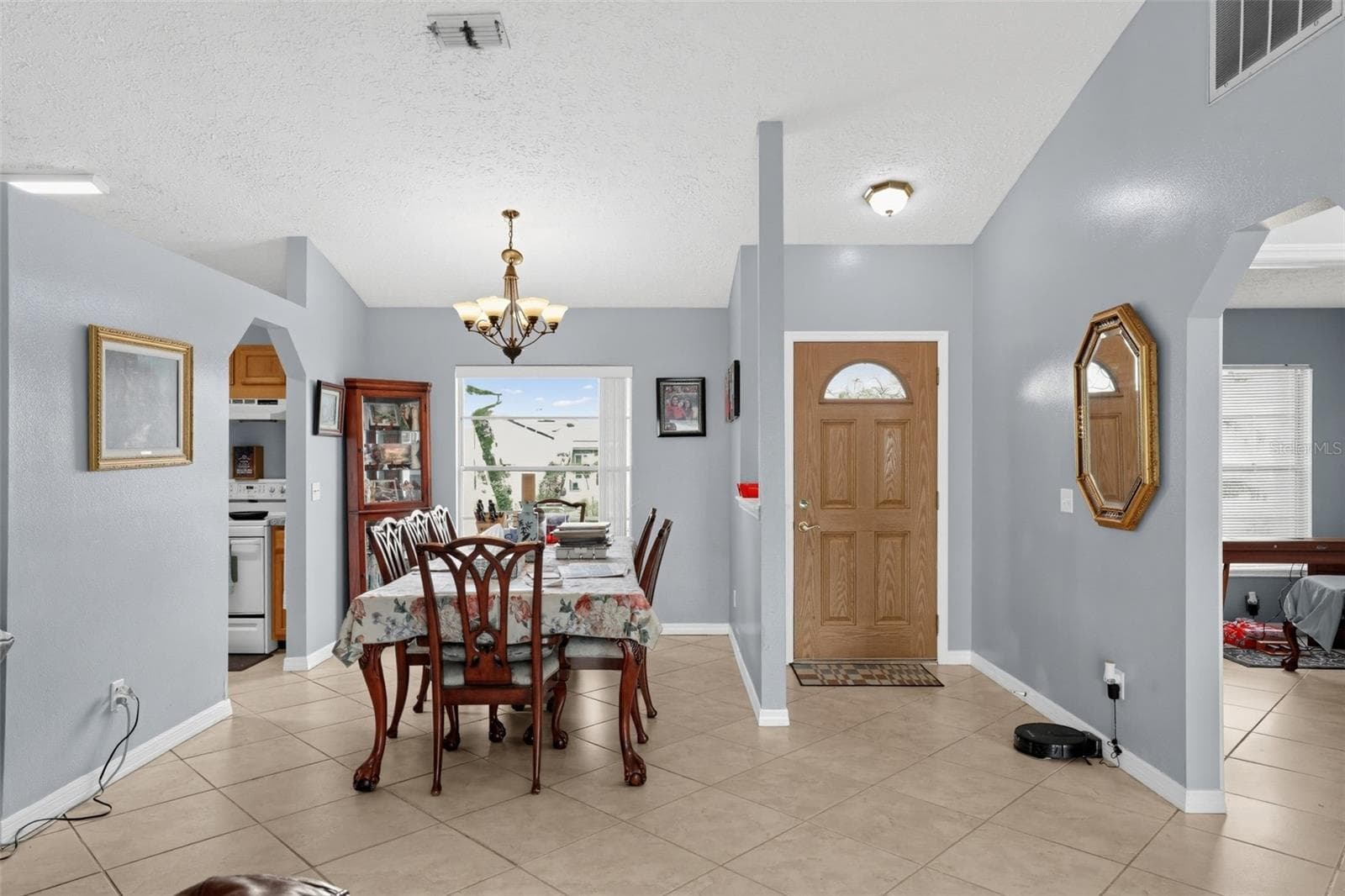 Single Family Residence at 1805 LAKEWIND DR, BRANDON, photo 21 of 32