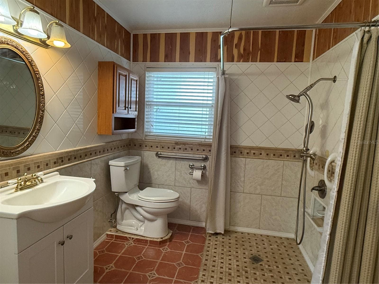 Single Family Residence at 1400 AVENUE D NE, WINTER HAVEN, photo 5 of 30