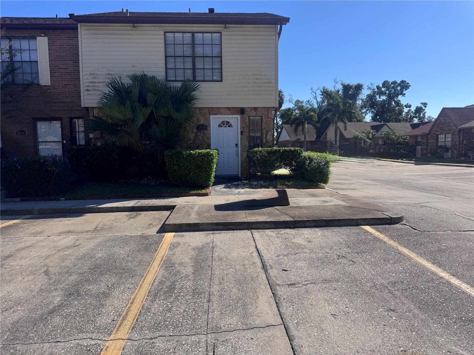 3418 SUNRISE VILLAS CT N