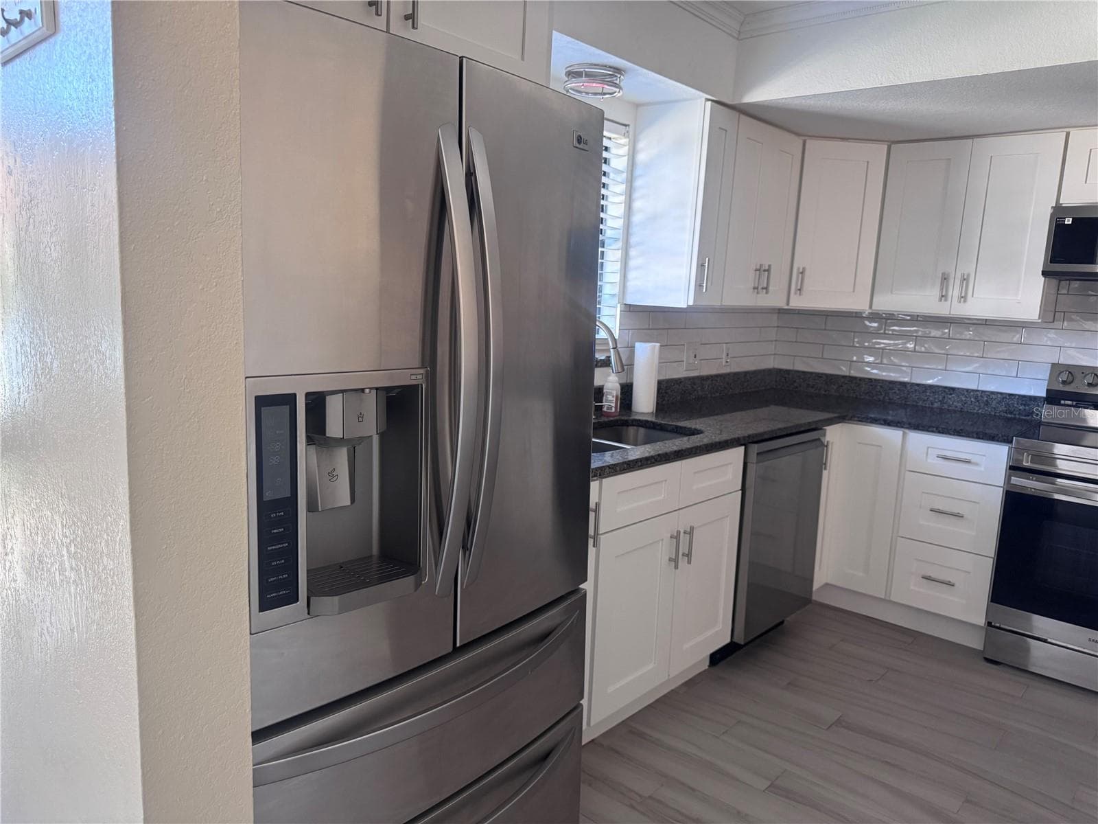 Townhouse at 3418 SUNRISE VILLAS CT N, TAMPA, photo 12 of 29