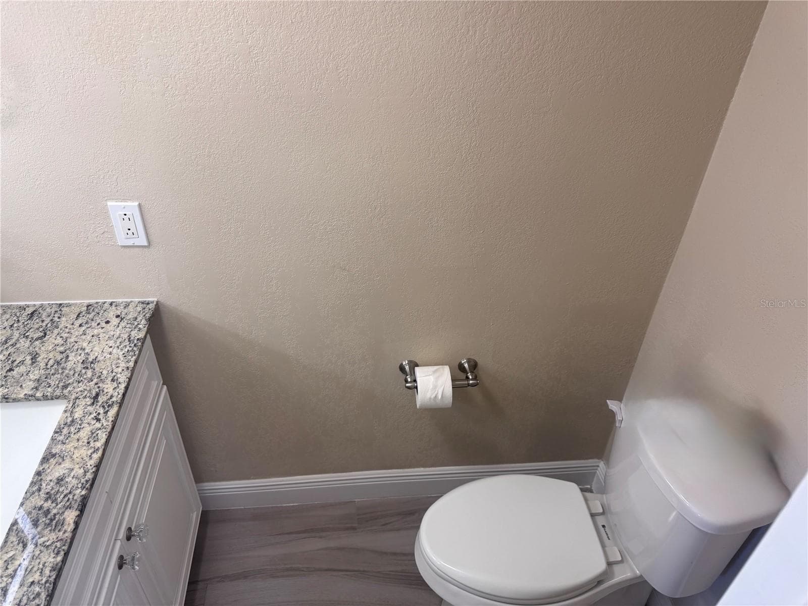 Townhouse at 3418 SUNRISE VILLAS CT N, TAMPA, photo 23 of 29