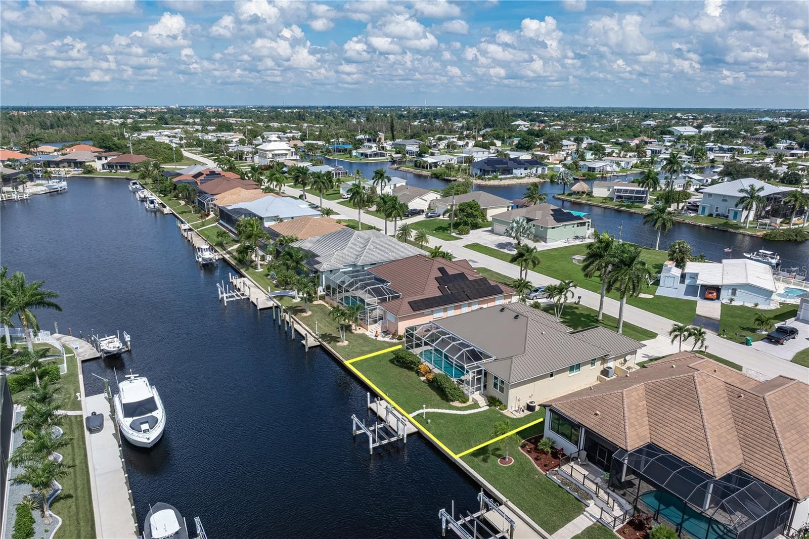 Single Family Residence at 4415 ALMAR DR, PUNTA GORDA, photo 11 of 59