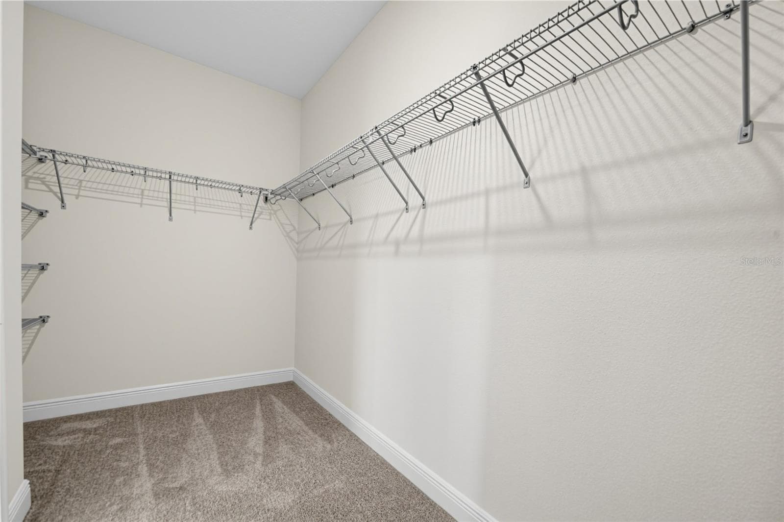 Single Family Residence at 30134 EMERALD FOREST DR, MOUNT DORA, photo 32 of 38