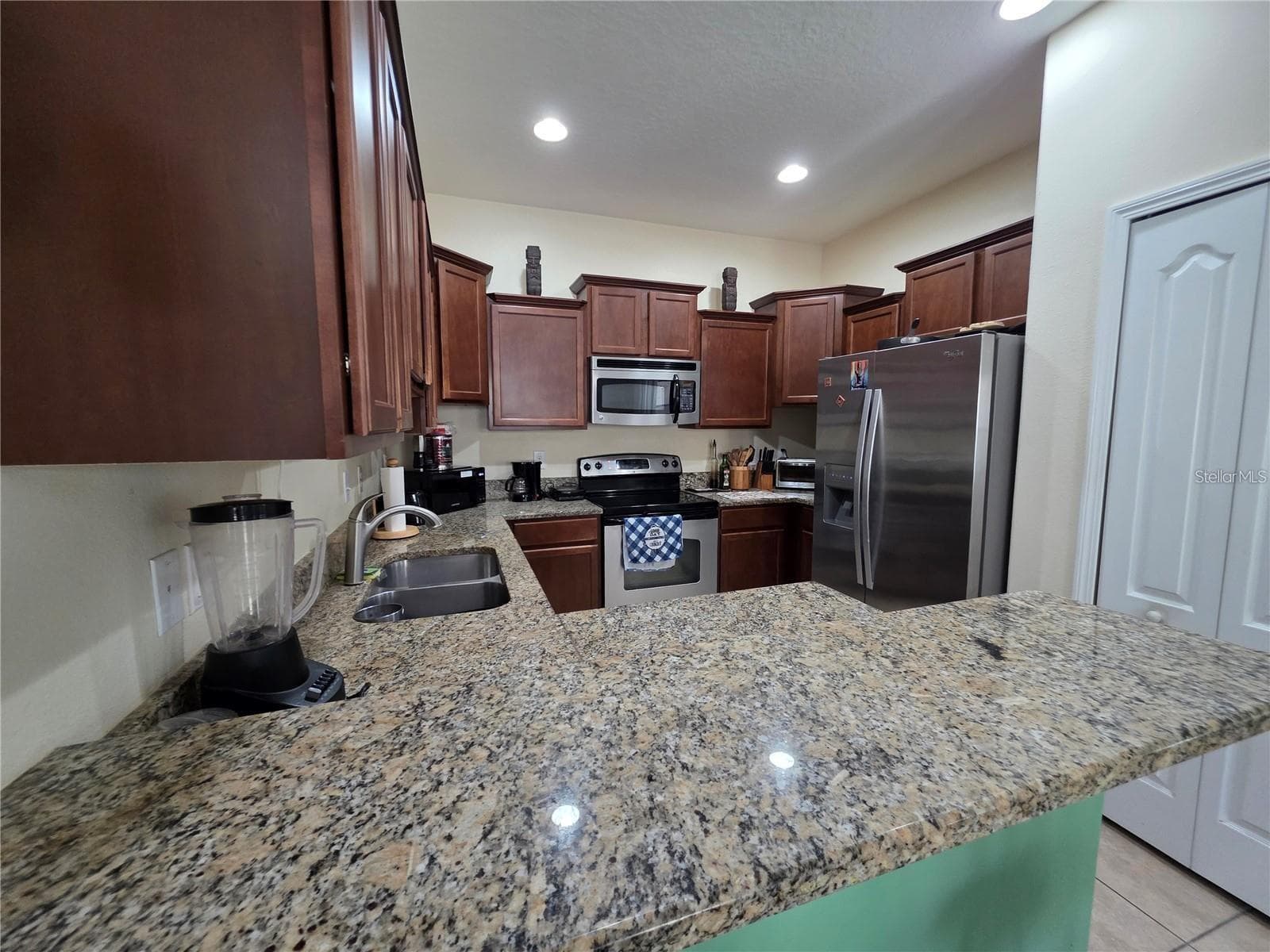 Villa at 37611 GEORGINA TER, ZEPHYRHILLS, photo 13 of 33