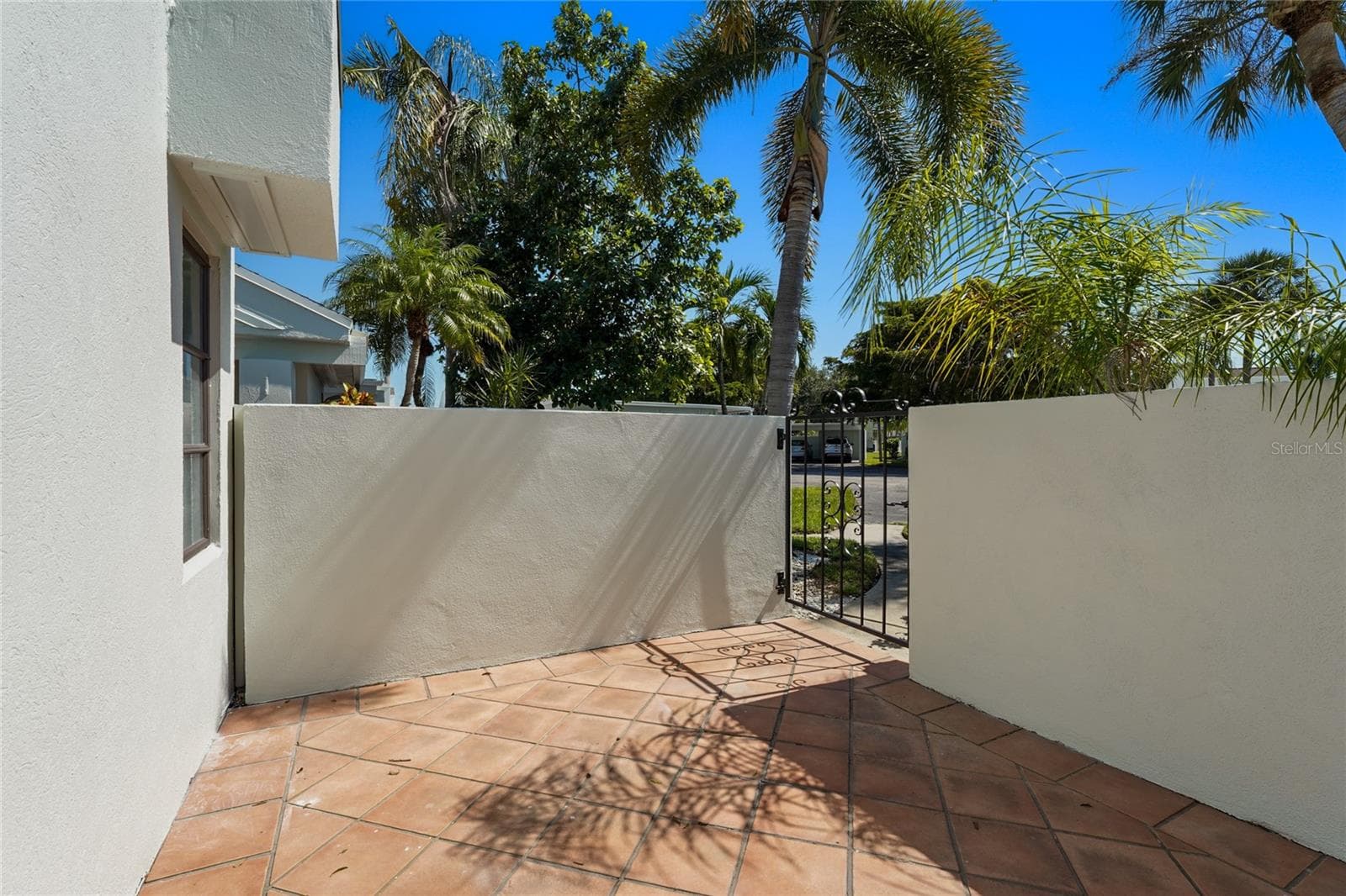 Condominium at 2383 LAKESIDE MEWS #D3, SARASOTA, photo 24 of 67