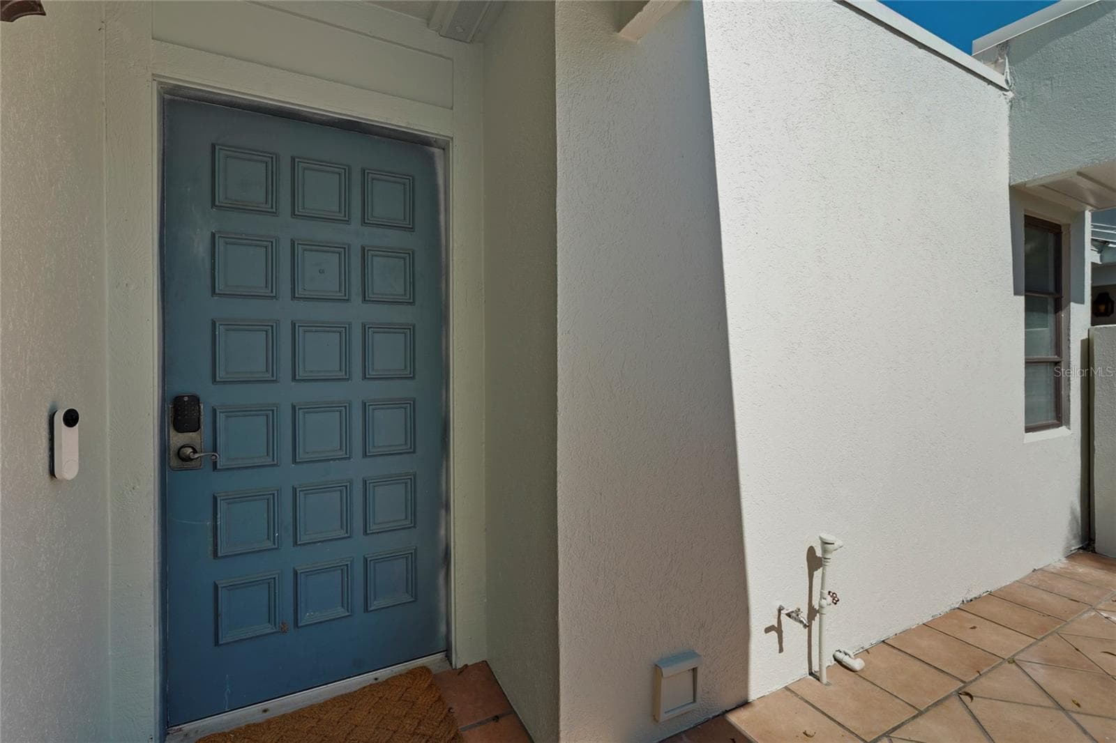 Condominium at 2383 LAKESIDE MEWS #D3, SARASOTA, photo 25 of 67