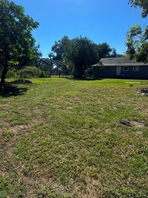 home back yard - 319 W 4TH ST, APOPKA