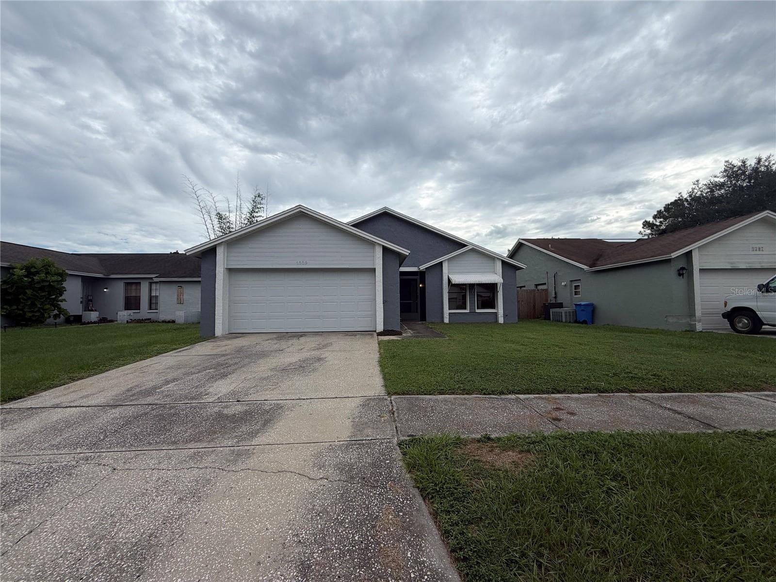 Single Family Residence at 1309 KEEL PL, VALRICO, photo 2 of 27