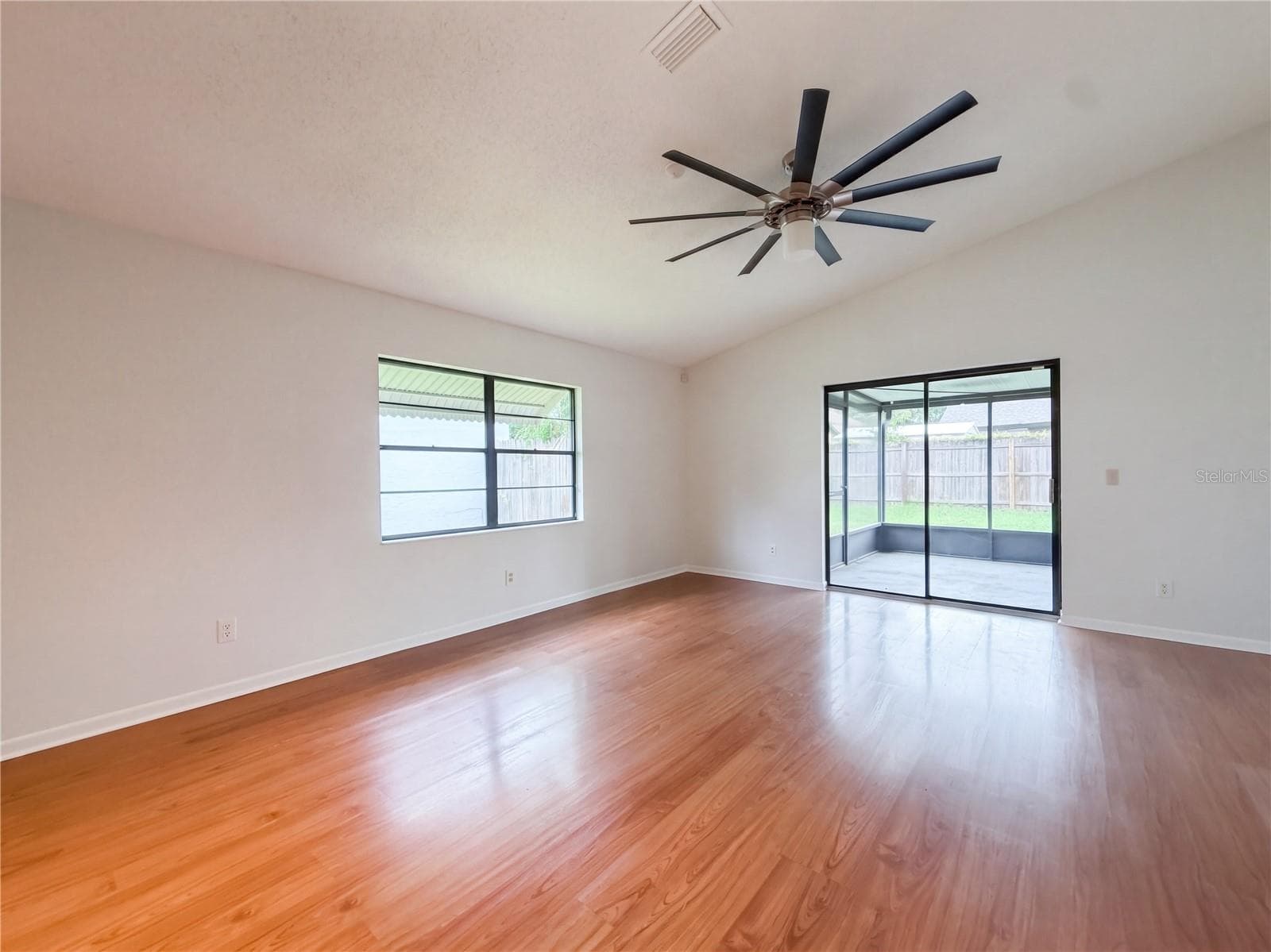 Single Family Residence at 1309 KEEL PL, VALRICO, photo 5 of 27