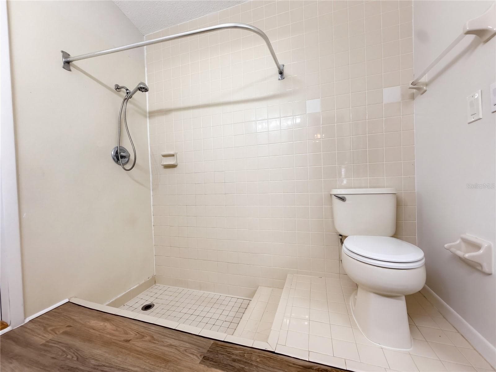 Single Family Residence at 1309 KEEL PL, VALRICO, photo 23 of 27