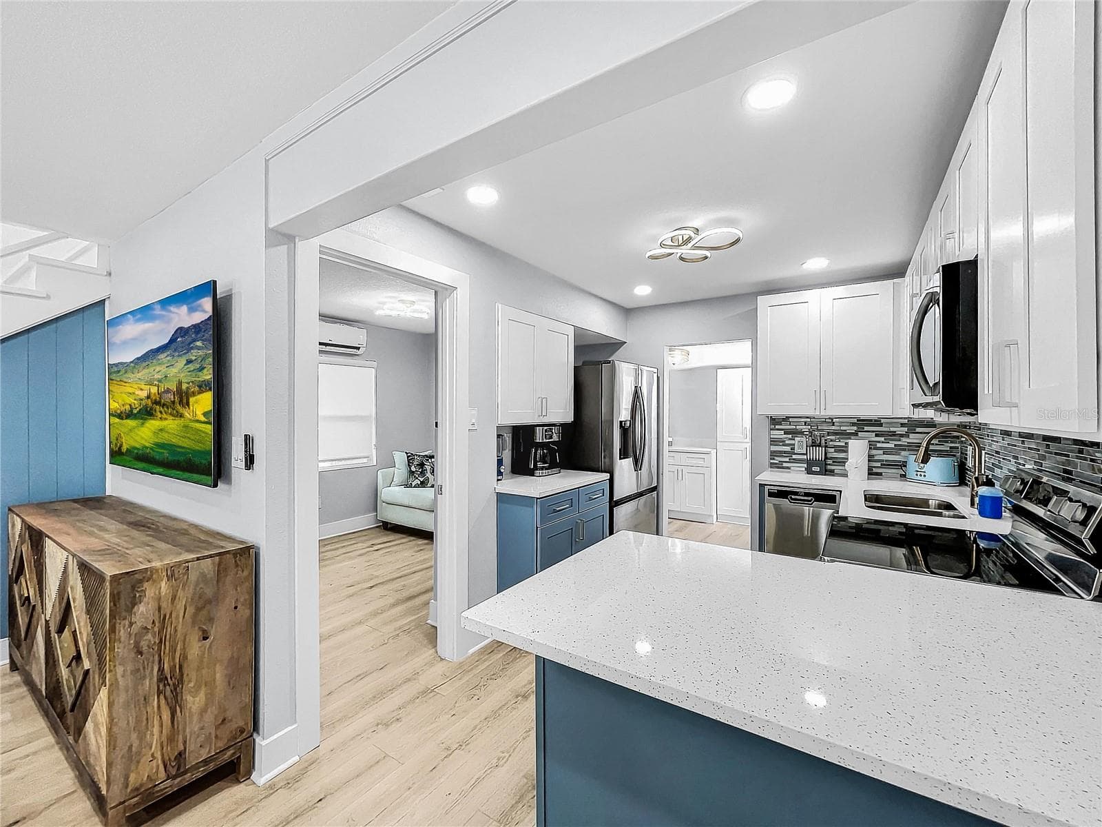 Single Family Residence at 115 90TH AVE, TREASURE ISLAND, photo 14 of 49