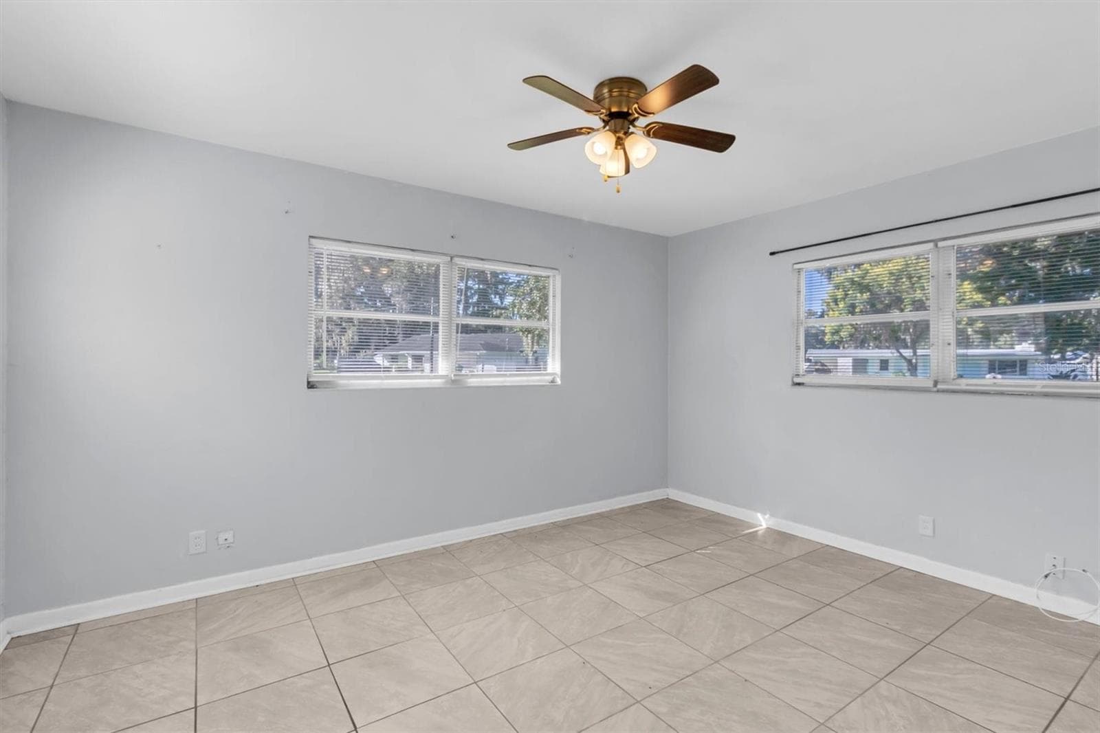 Single Family Residence at 7633 S CRESCENT LOOP, FLORAL CITY, photo 25 of 47
