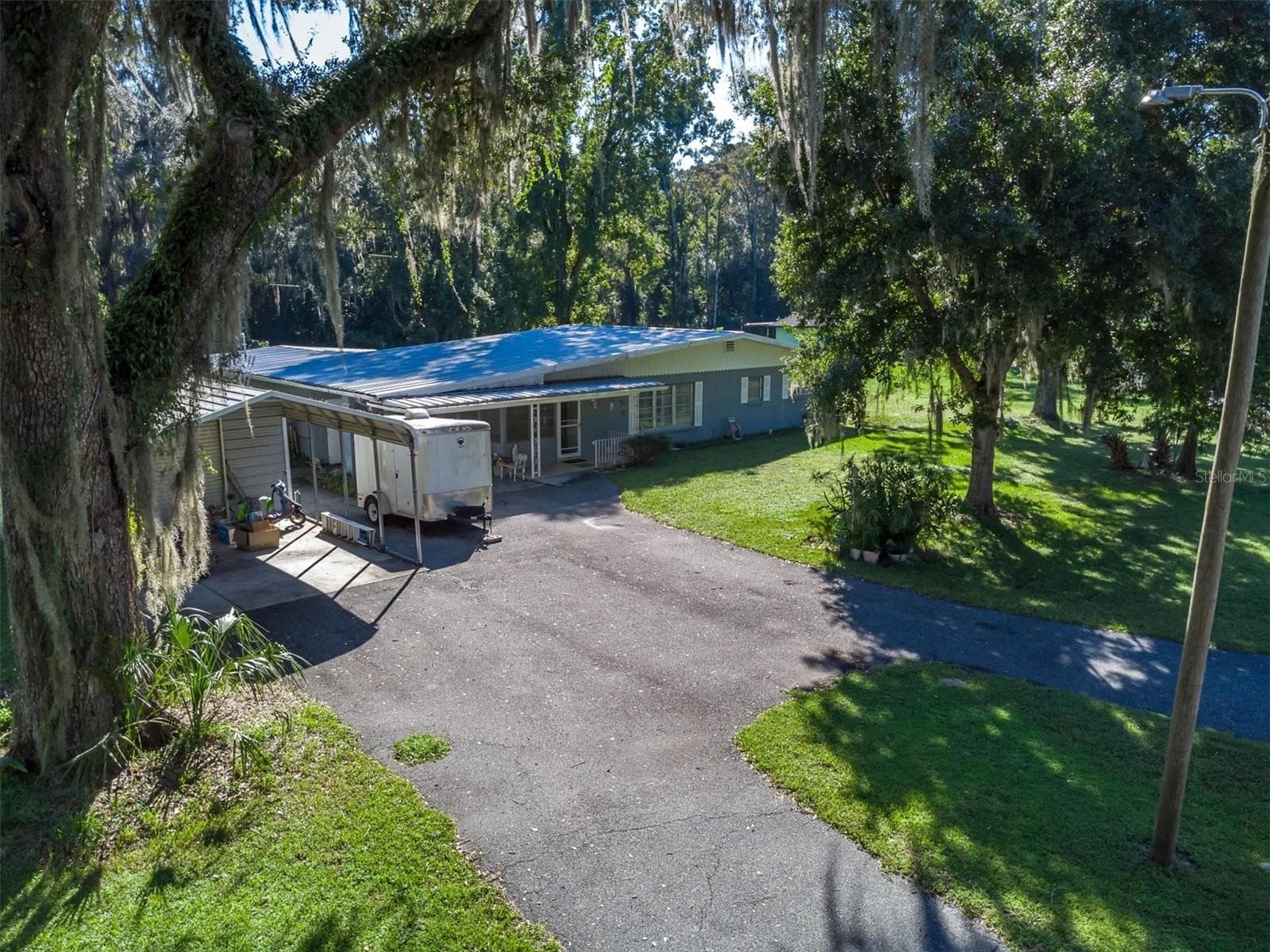 Single Family Residence at 7633 S CRESCENT LOOP, FLORAL CITY, photo 33 of 47