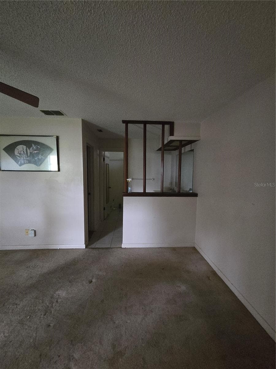 Single Family Residence at 1406 MEADOW DR NE, WINTER HAVEN, photo 12 of 21