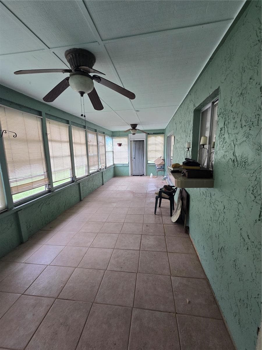 Single Family Residence at 1406 MEADOW DR NE, WINTER HAVEN, photo 17 of 21