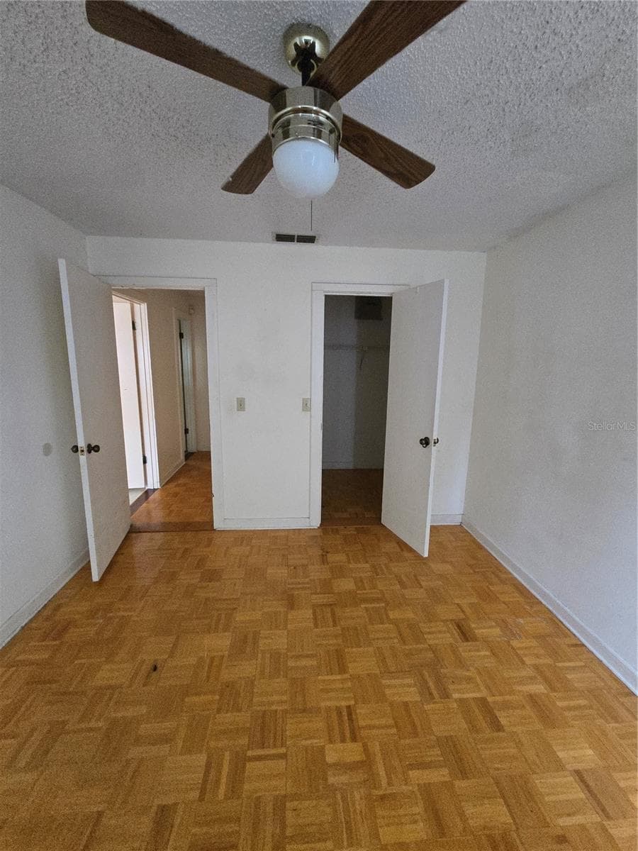 Single Family Residence at 1406 MEADOW DR NE, WINTER HAVEN, photo 19 of 21