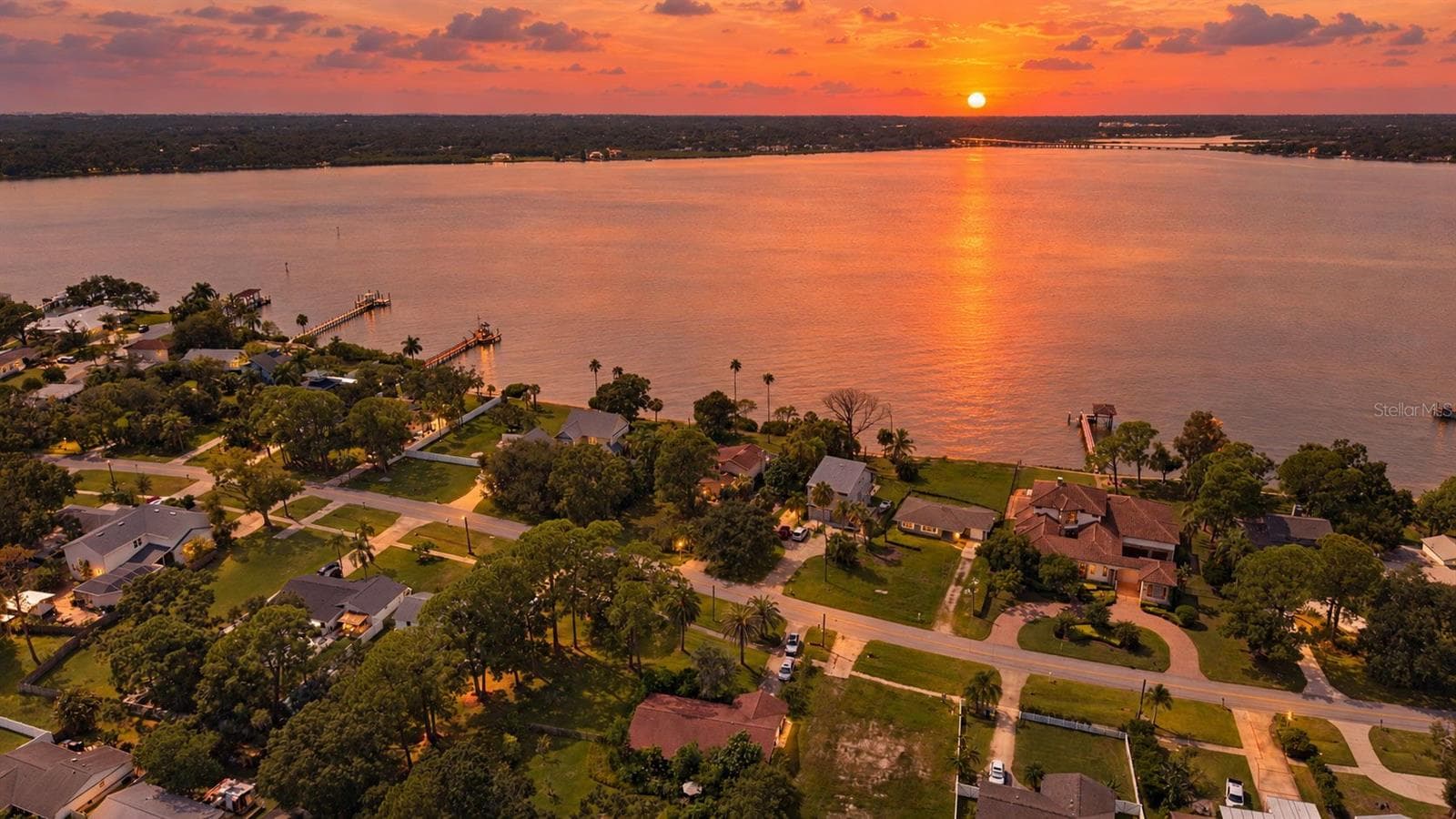 Single Family Residence at 600 SHORE DR E, OLDSMAR, photo 4 of 56