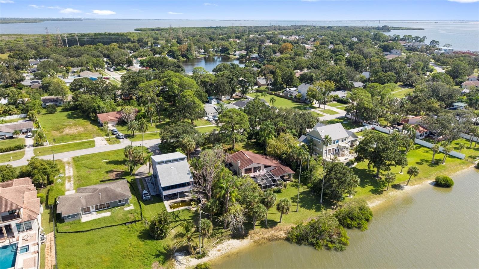 Single Family Residence at 600 SHORE DR E, OLDSMAR, photo 9 of 56