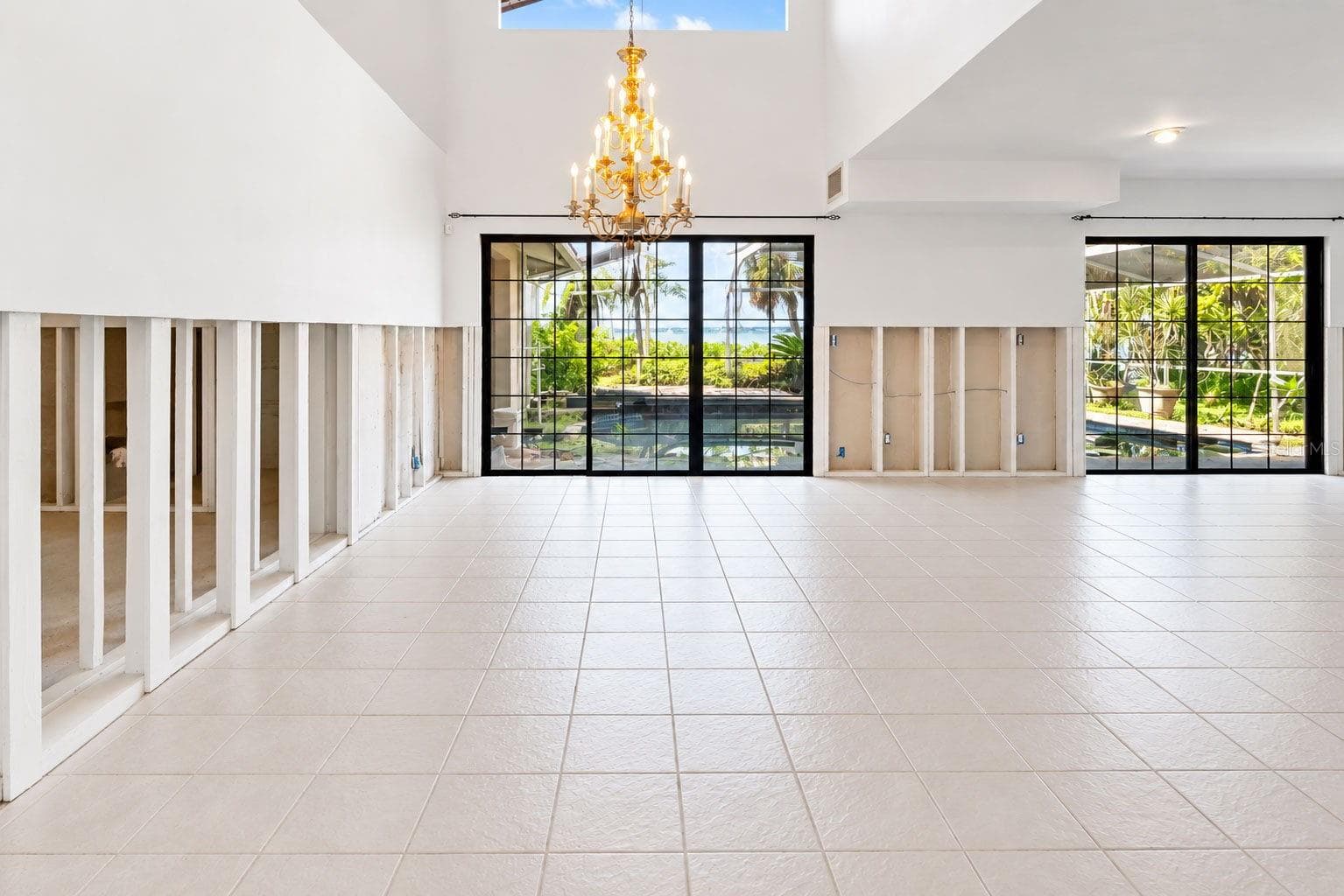 Single Family Residence at 600 SHORE DR E, OLDSMAR, photo 22 of 56