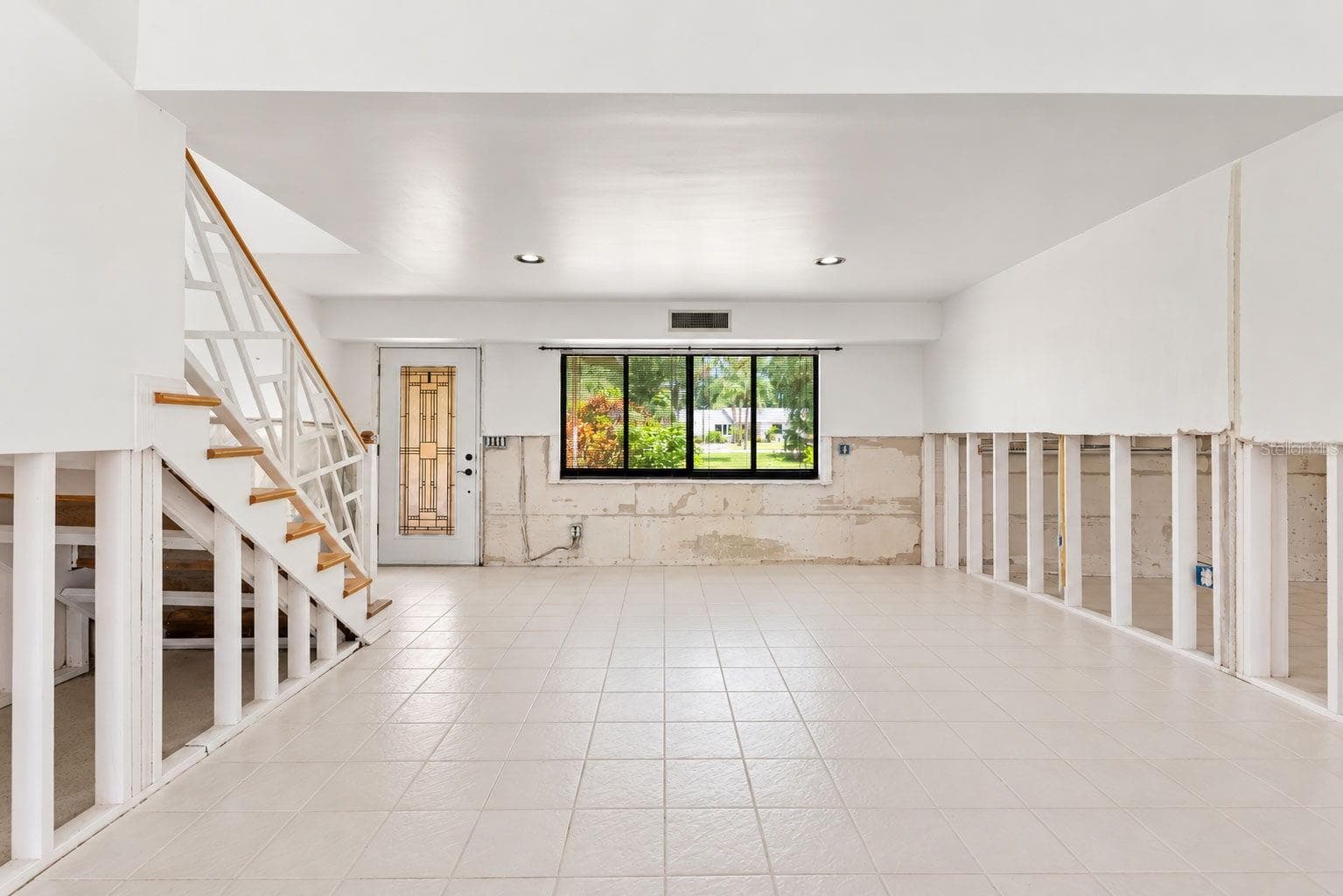 Single Family Residence at 600 SHORE DR E, OLDSMAR, photo 29 of 56