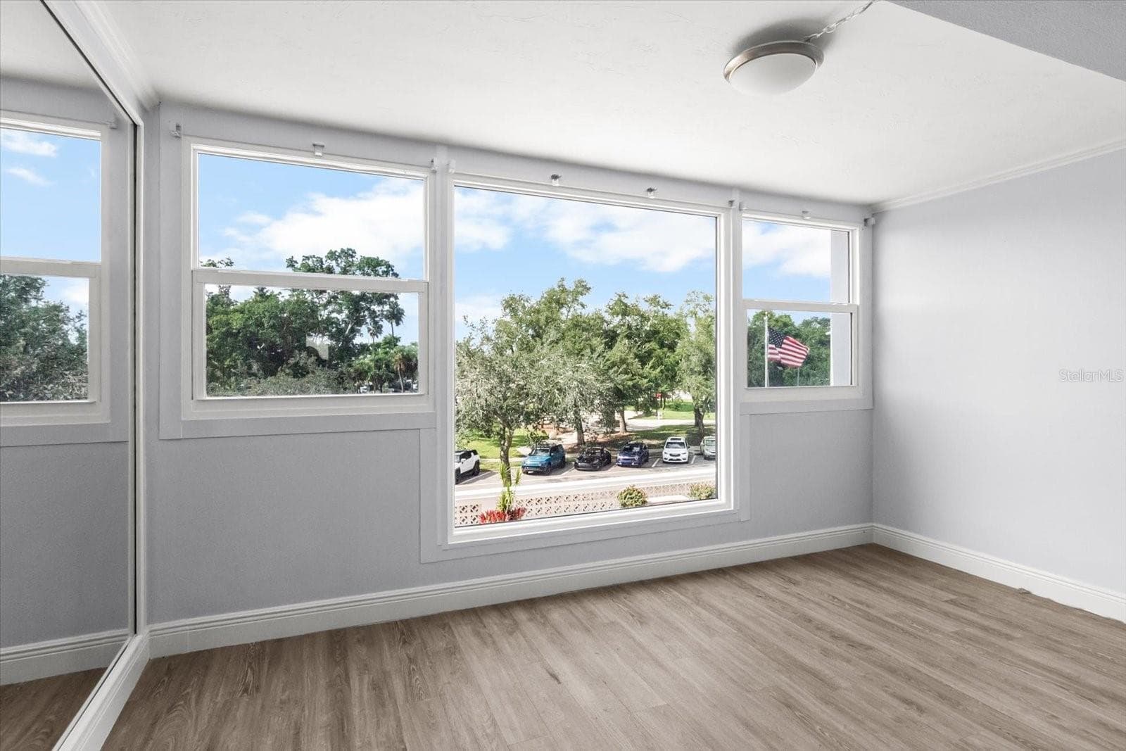 Condominium at 33 S GULFSTREAM AVE #307, SARASOTA, photo 6 of 24