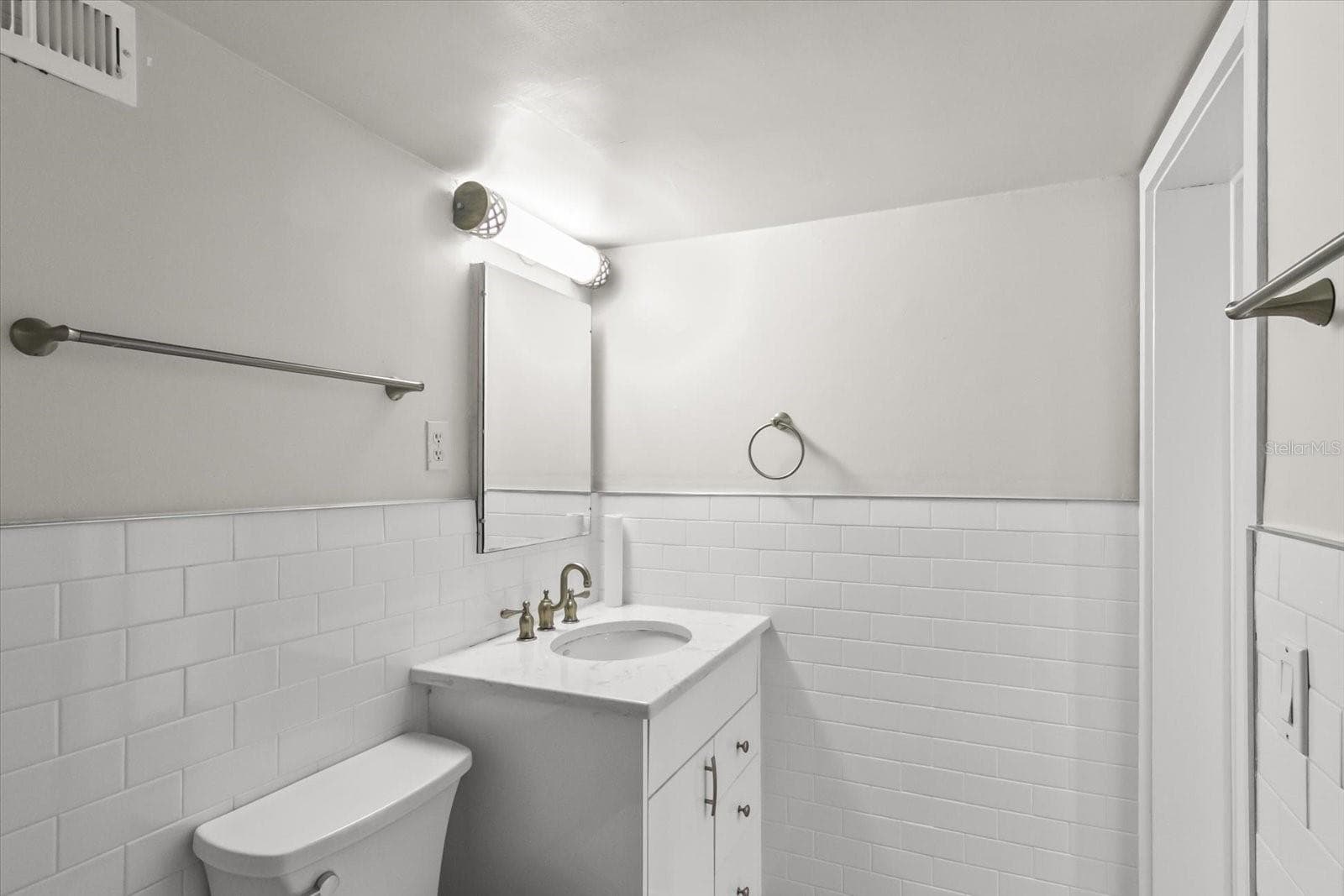 Condominium at 33 S GULFSTREAM AVE #307, SARASOTA, photo 23 of 24