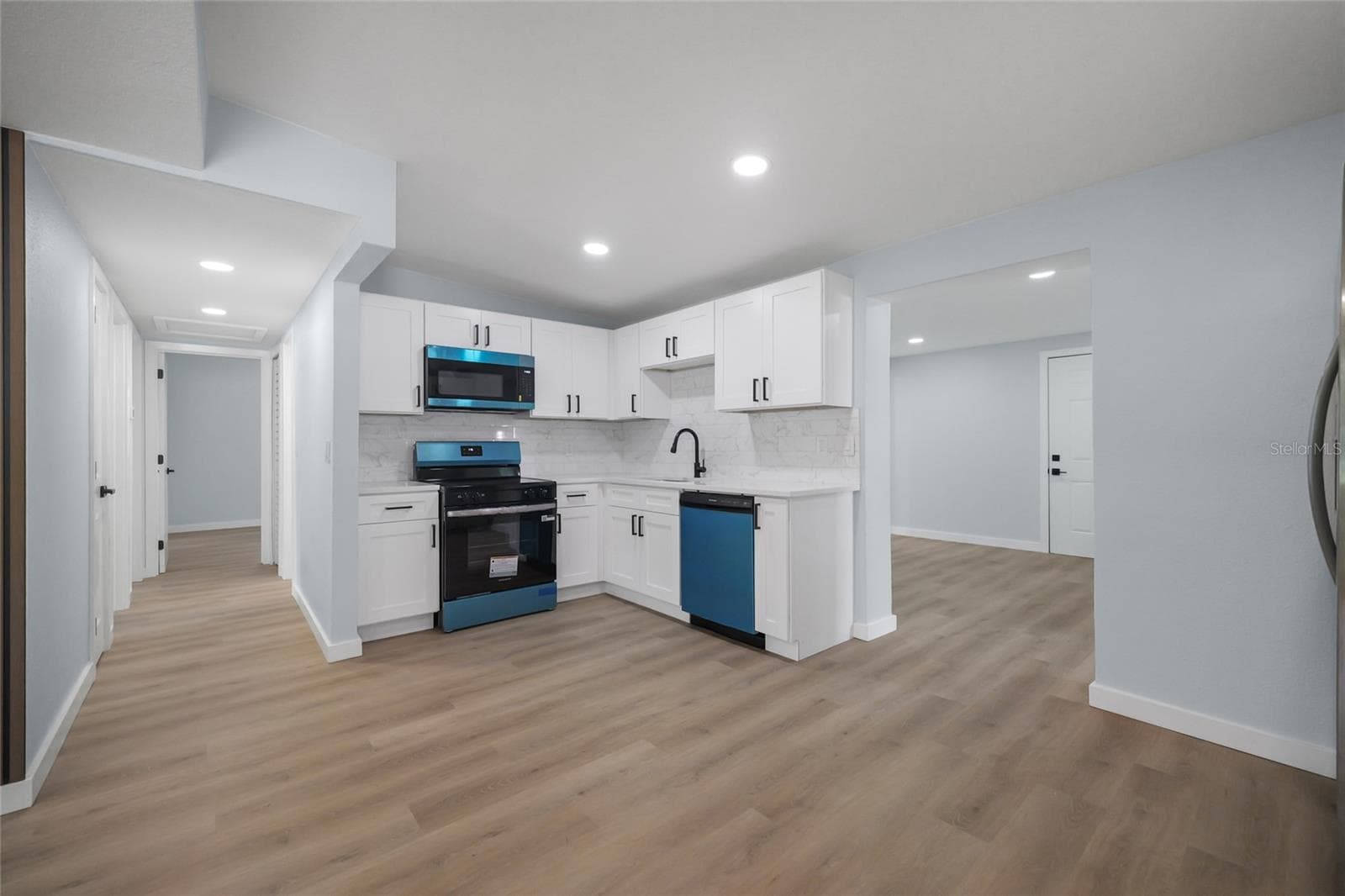 Single Family Residence at 4923 S 83RD ST, TAMPA, photo 8 of 40