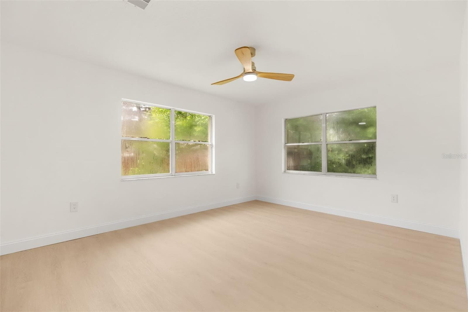Single Family Residence at 616 LAKE HOWELL RD, MAITLAND, photo 25 of 35