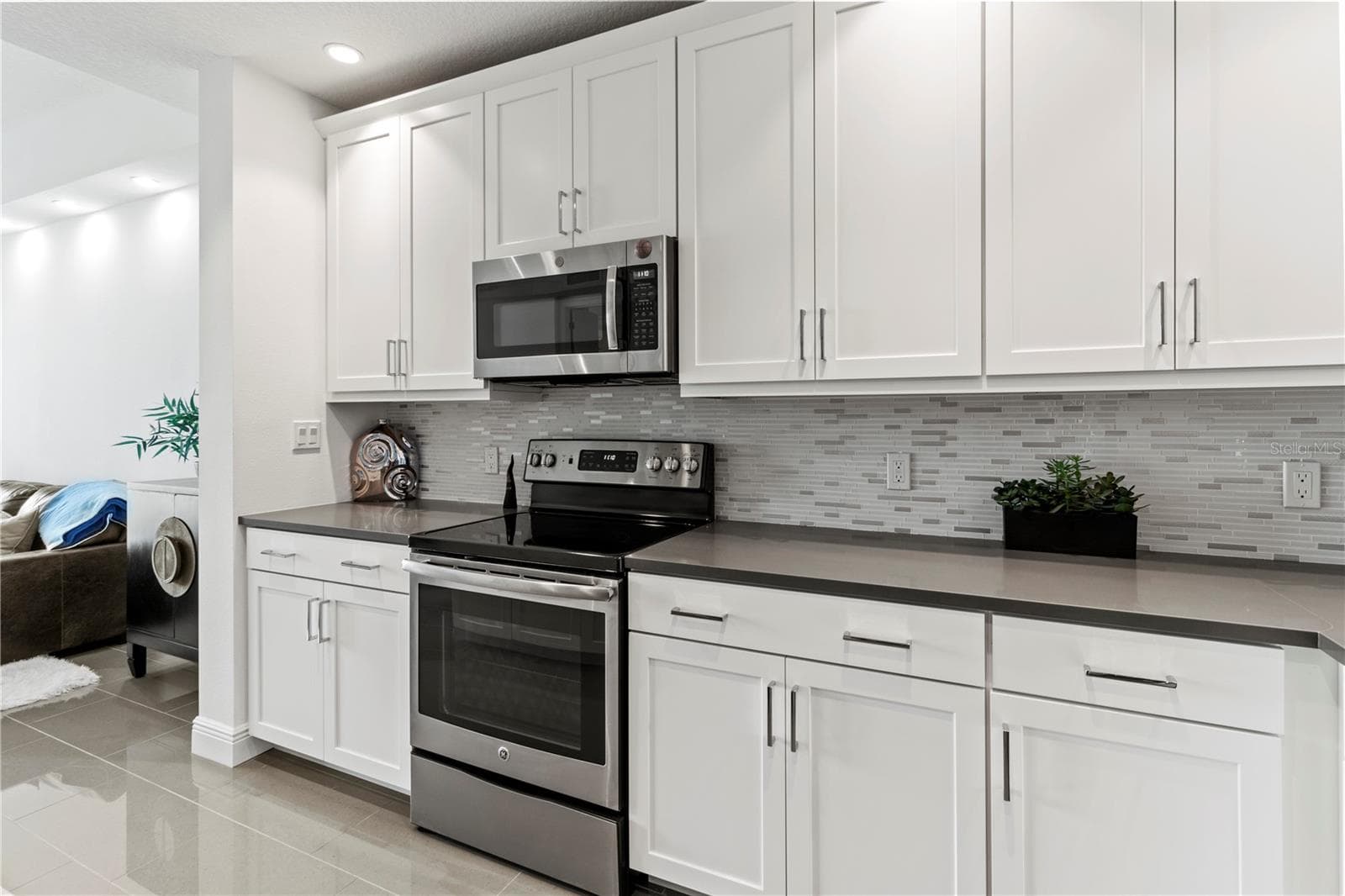 Condominium at 10520 BOARDWALK LOOP #302, BRADENTON, photo 13 of 46