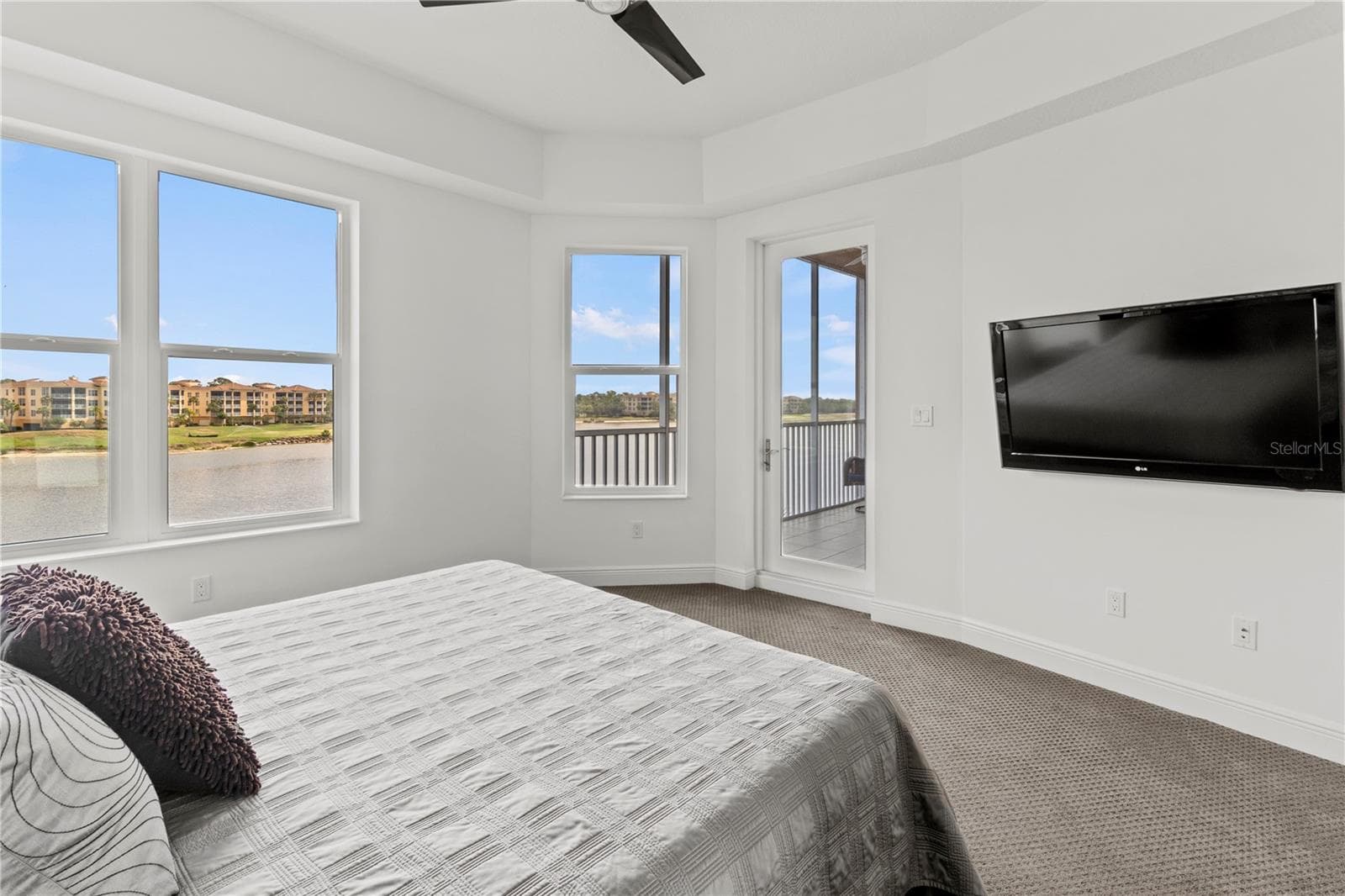 Condominium at 10520 BOARDWALK LOOP #302, BRADENTON, photo 20 of 46