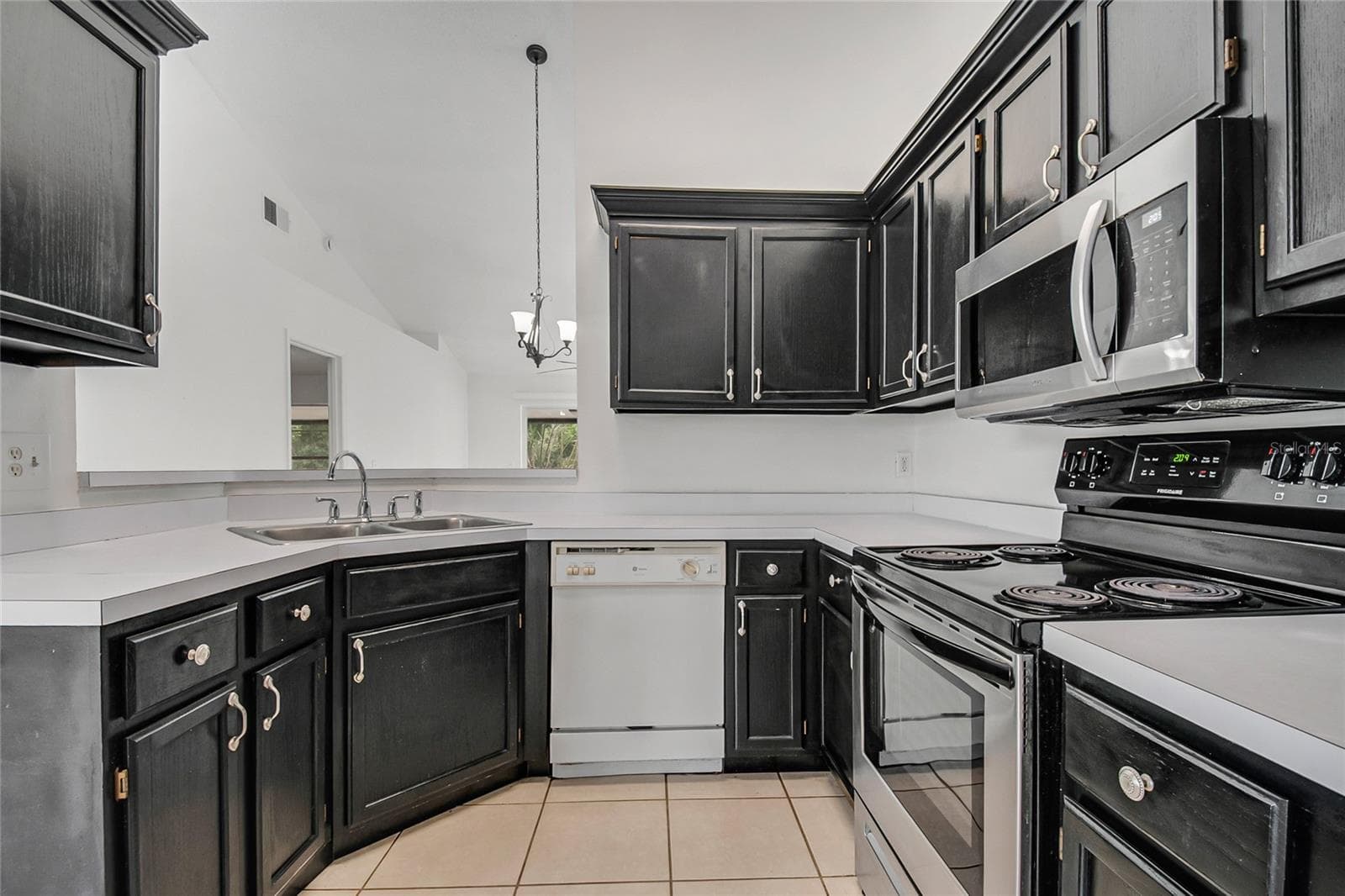 Single Family Residence at DEAN ACRES, ORLANDO, photo 32 of 44
