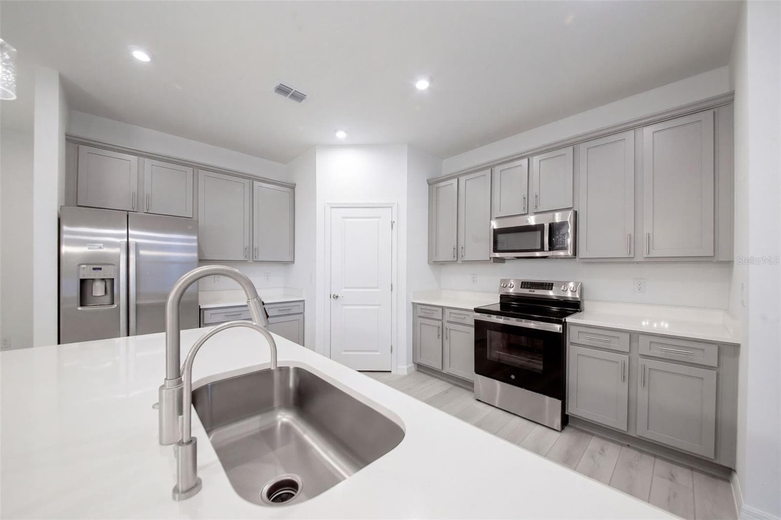Single Family Residence at 381 LADOGA DR, COCOA, photo 10 of 31