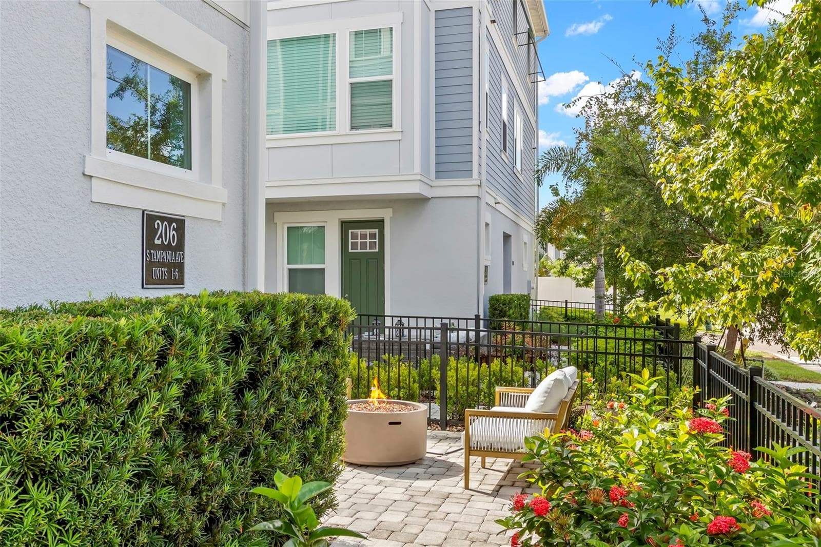 Townhouse at 206 S TAMPANIA AVE #6, TAMPA, photo 32 of 43