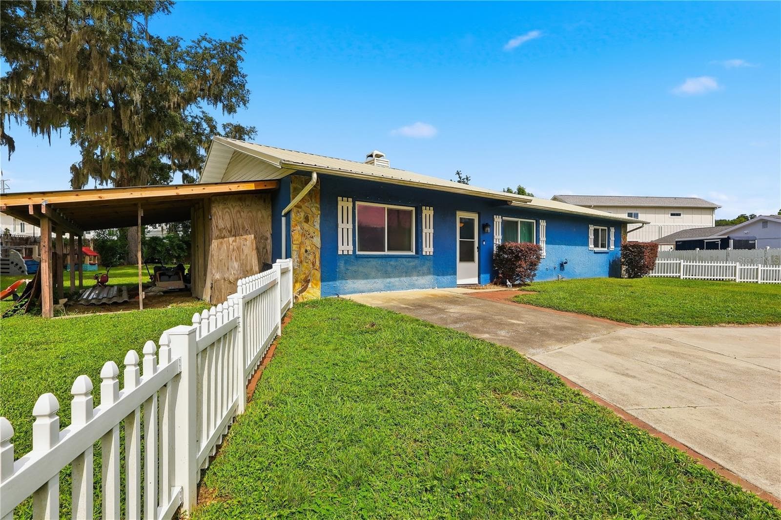 Single Family Residence at 37235 HANNAH LN, ZEPHYRHILLS, photo 26 of 27