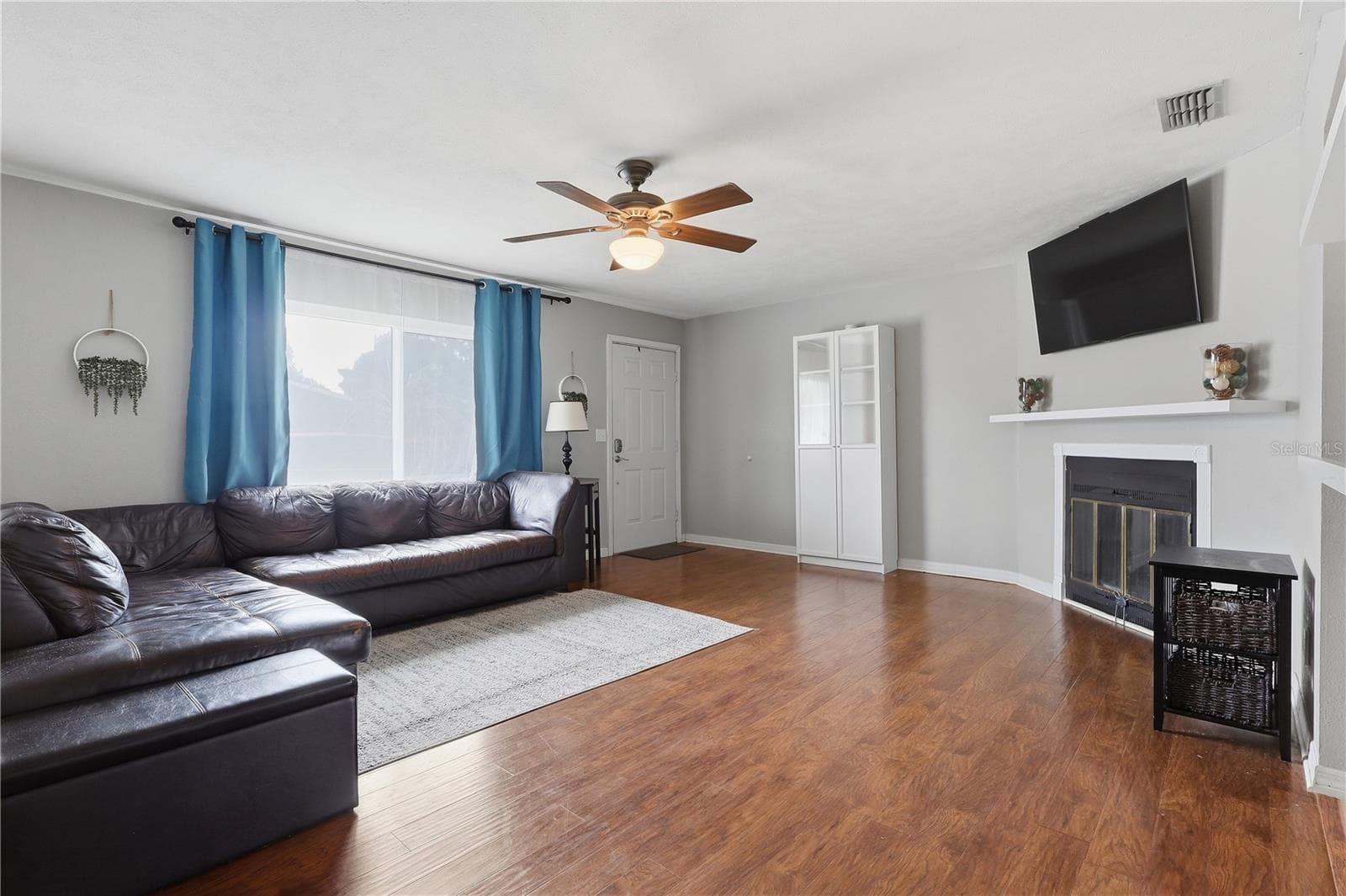 Single Family Residence at 37235 HANNAH LN, ZEPHYRHILLS, photo 4 of 27