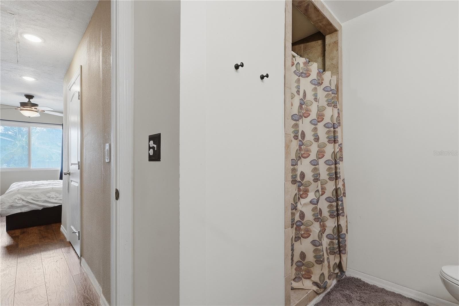 Single Family Residence at 37235 HANNAH LN, ZEPHYRHILLS, photo 11 of 27