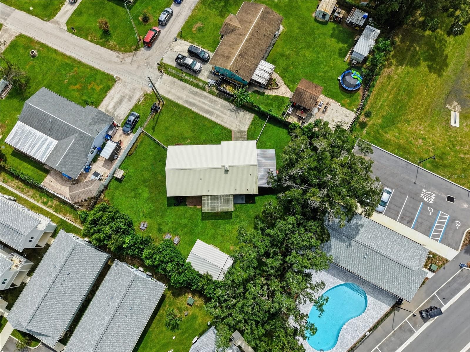 Single Family Residence at 37235 HANNAH LN, ZEPHYRHILLS, photo 20 of 27