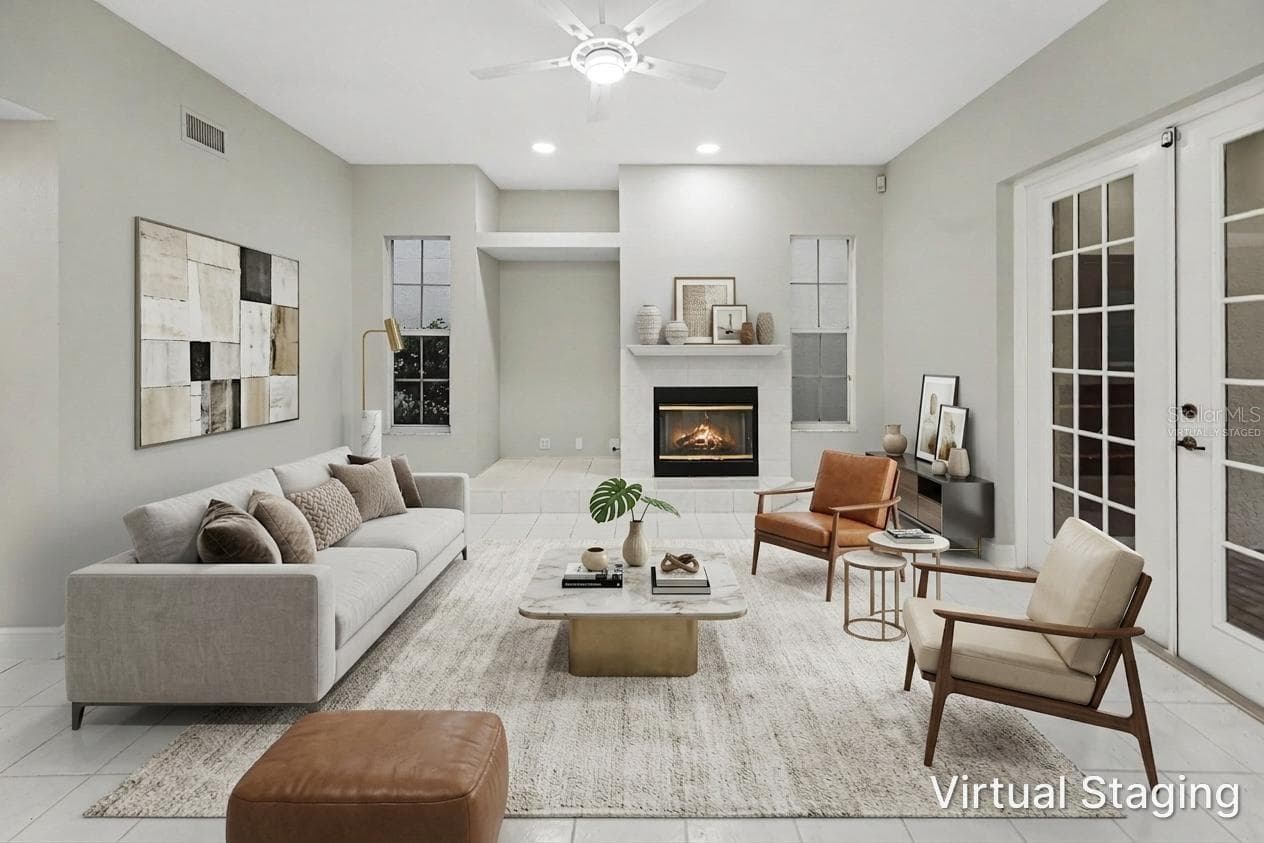 virtually staged - 5111 QUEEN PALM TER NE, ST PETERSBURG