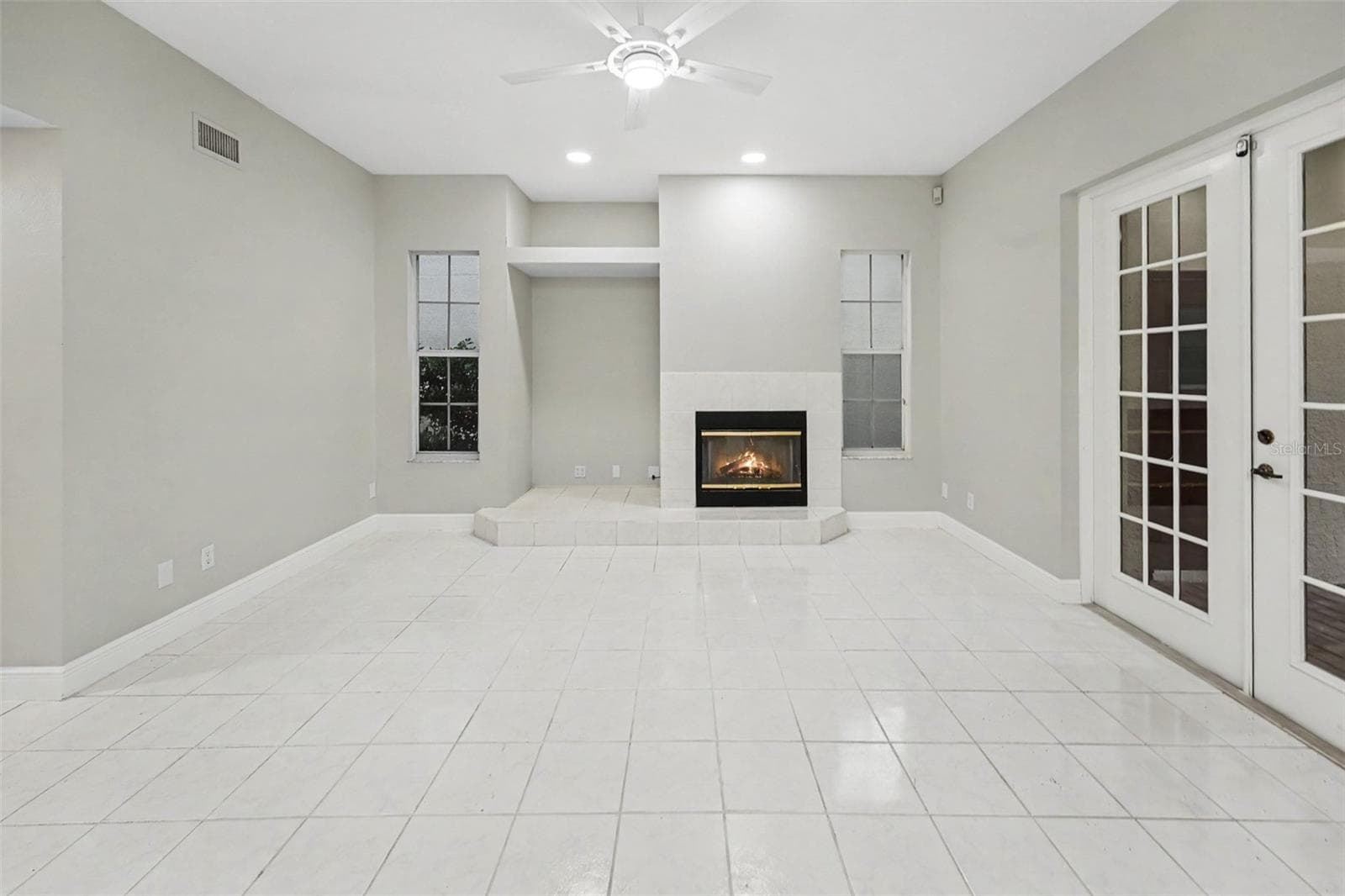 Single Family Residence at 5111 QUEEN PALM TER NE, ST PETERSBURG, photo 11 of 31
