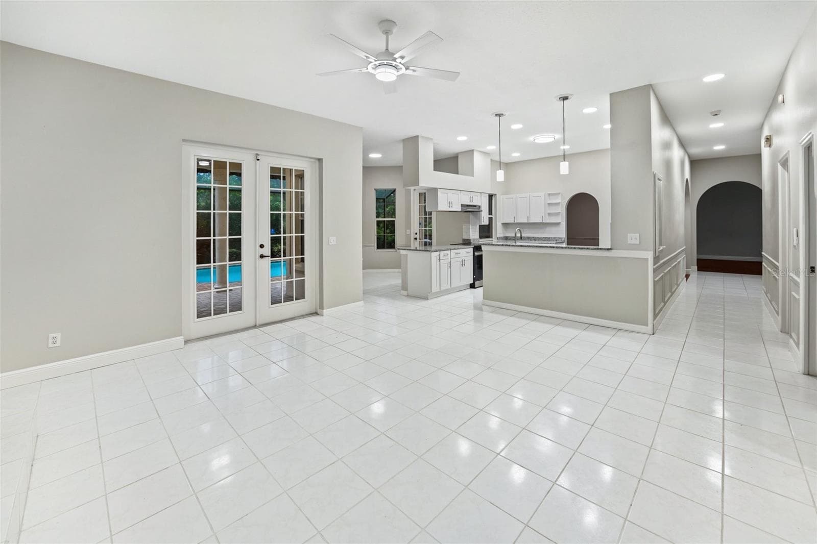 Single Family Residence at 5111 QUEEN PALM TER NE, ST PETERSBURG, photo 12 of 31
