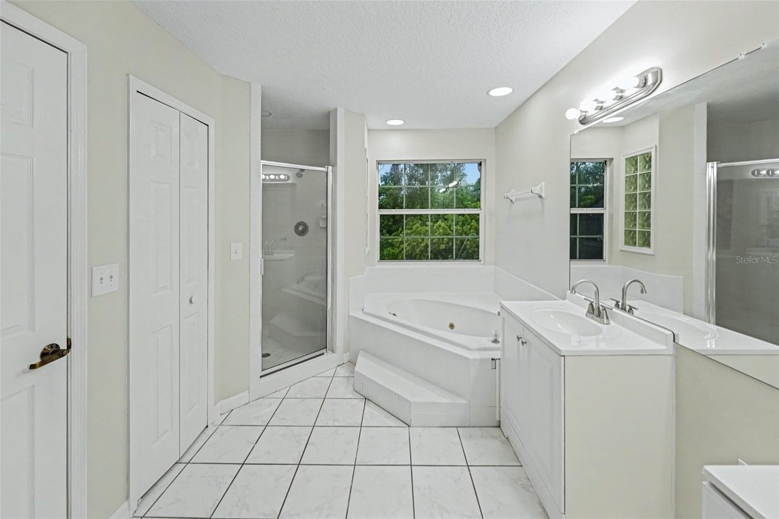Single Family Residence at 5111 QUEEN PALM TER NE, ST PETERSBURG, photo 26 of 31