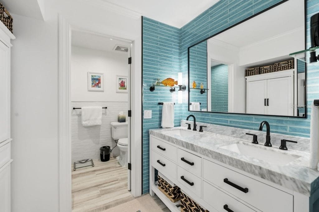 Condominium at 2055 GULF OF MEXICO DR #G2-213, LONGBOAT KEY, photo 78 of 122